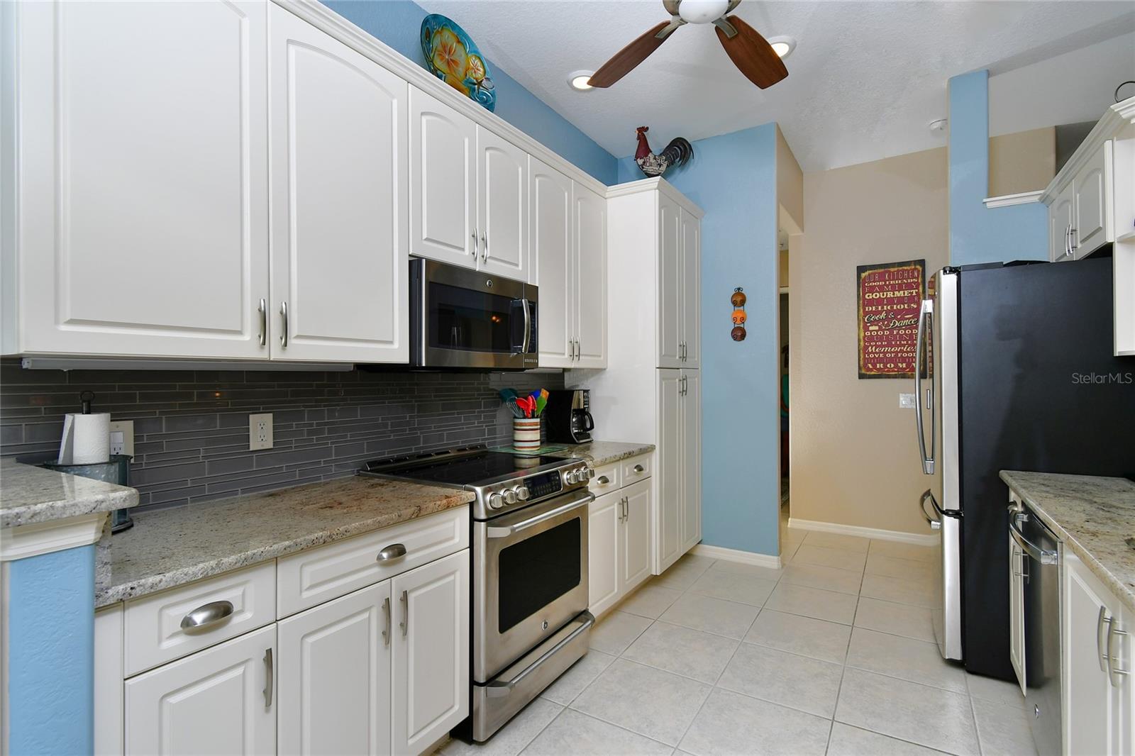 Image 17 of 44 For 24342 Saragossa Lane
