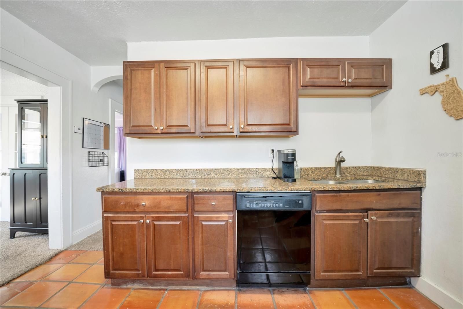 Image 11 of 32 For 229 42nd Street W