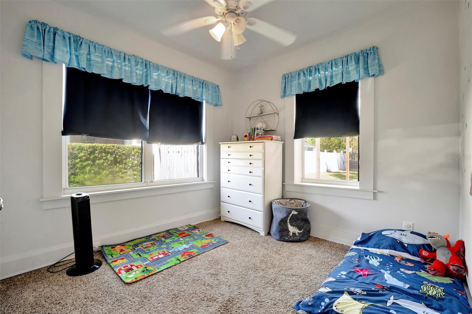 Image 13 of 32 For 229 42nd Street W