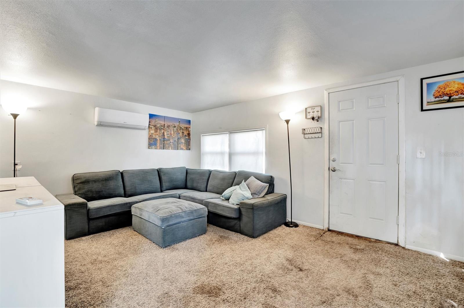 Image 18 of 32 For 229 42nd Street W
