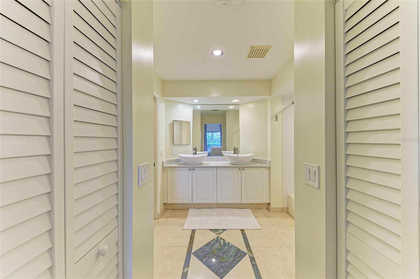 Image 28 of 49 For 3605 54th Drive W 101