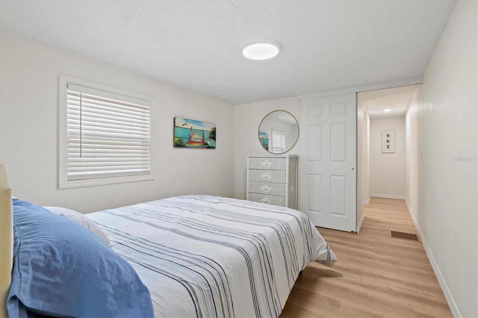 Image 16 of 61 For 231 Southwinds Drive