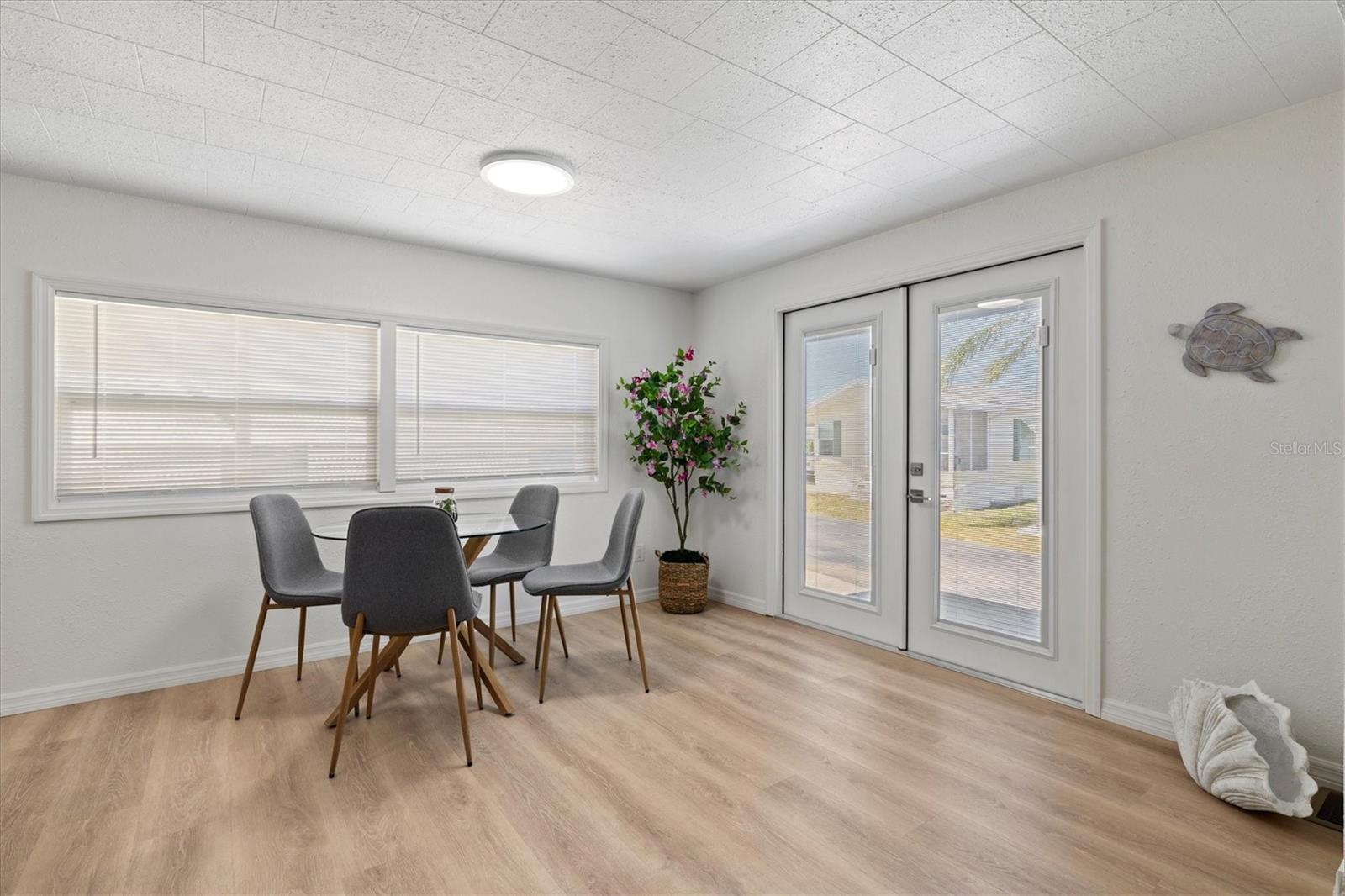 Image 6 of 61 For 231 Southwinds Drive