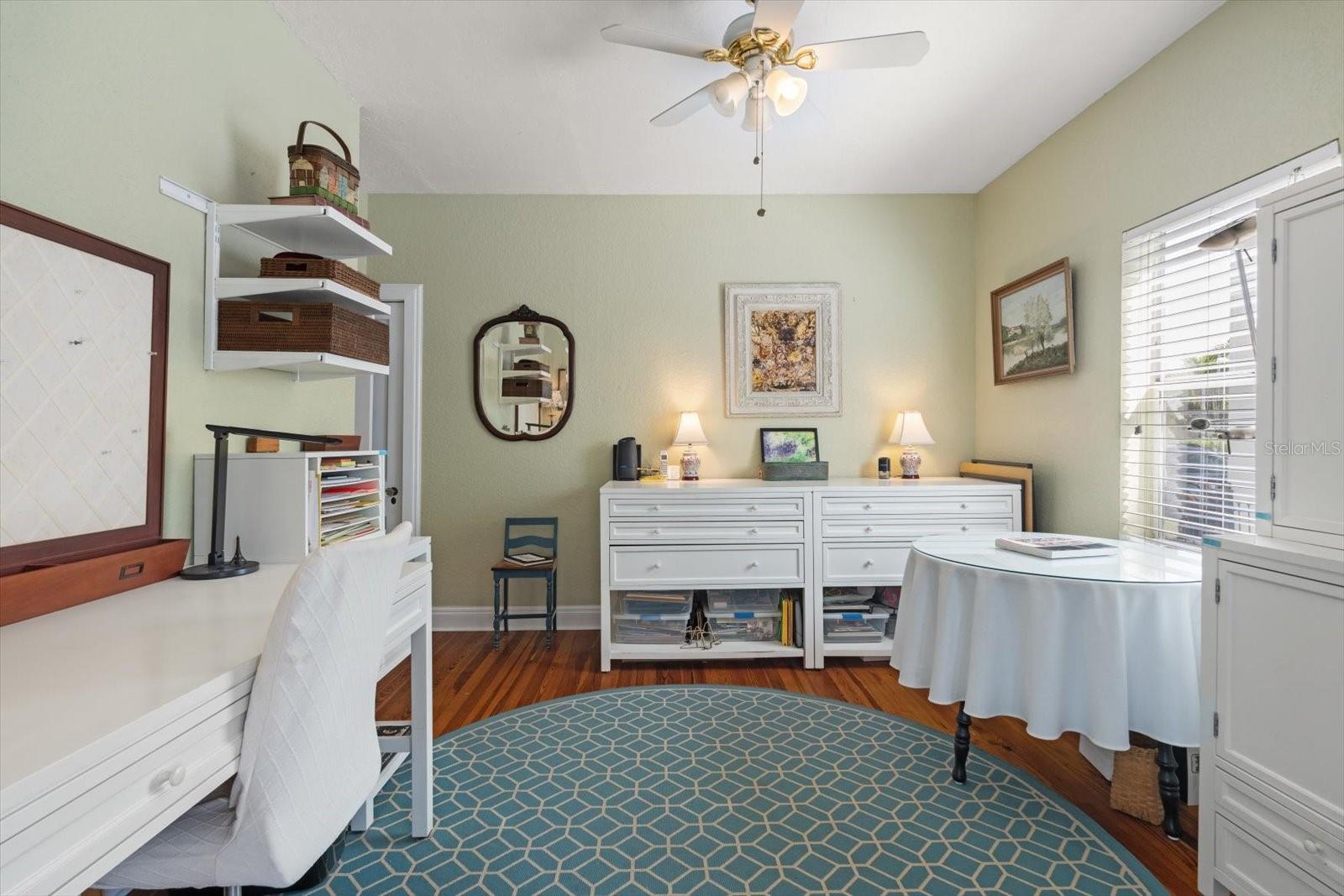 Listing photo id 27 for 4109 Riverview Boulevard