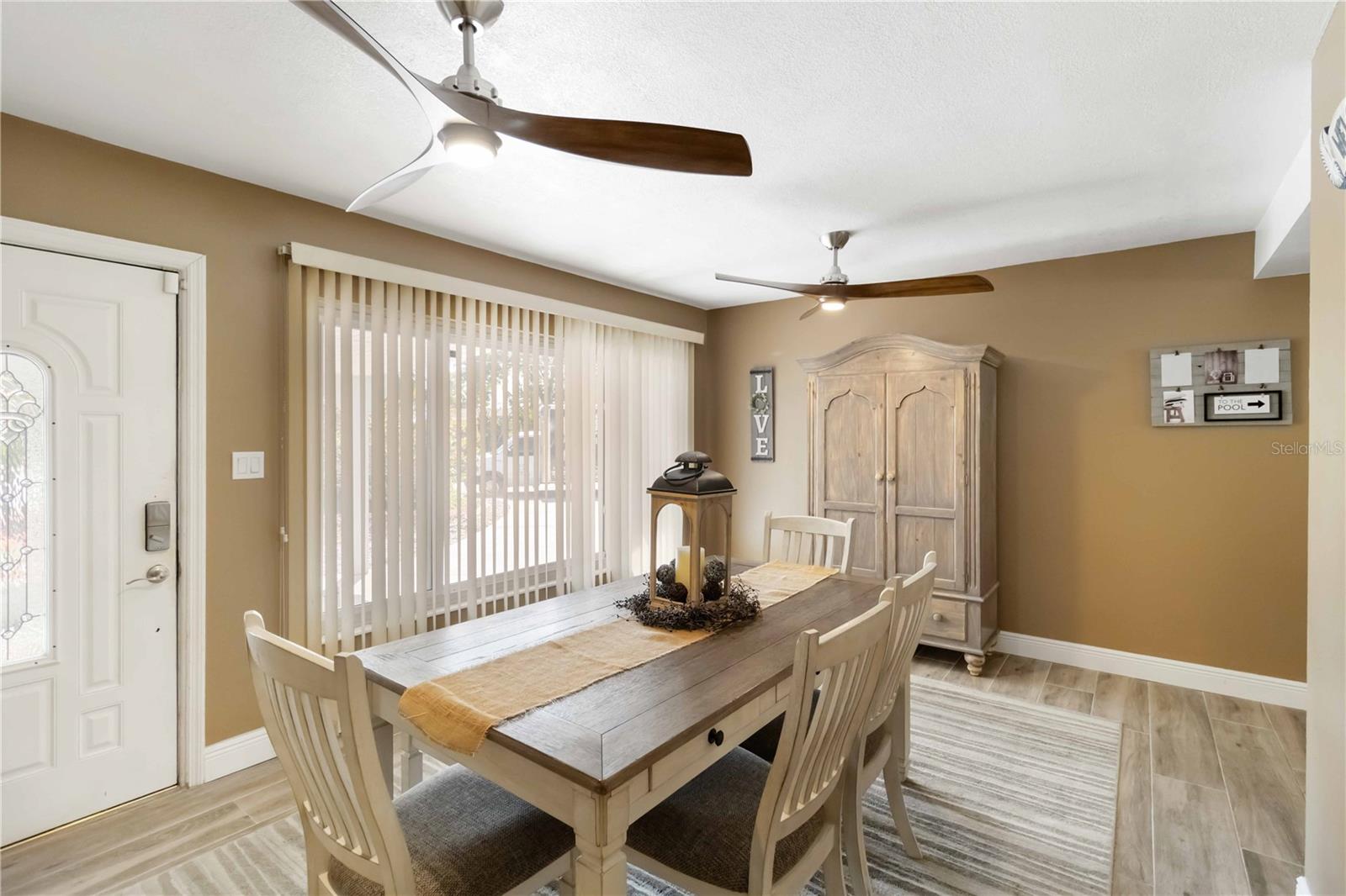 Image 12 of 49 For 108 Martin Drive Ne