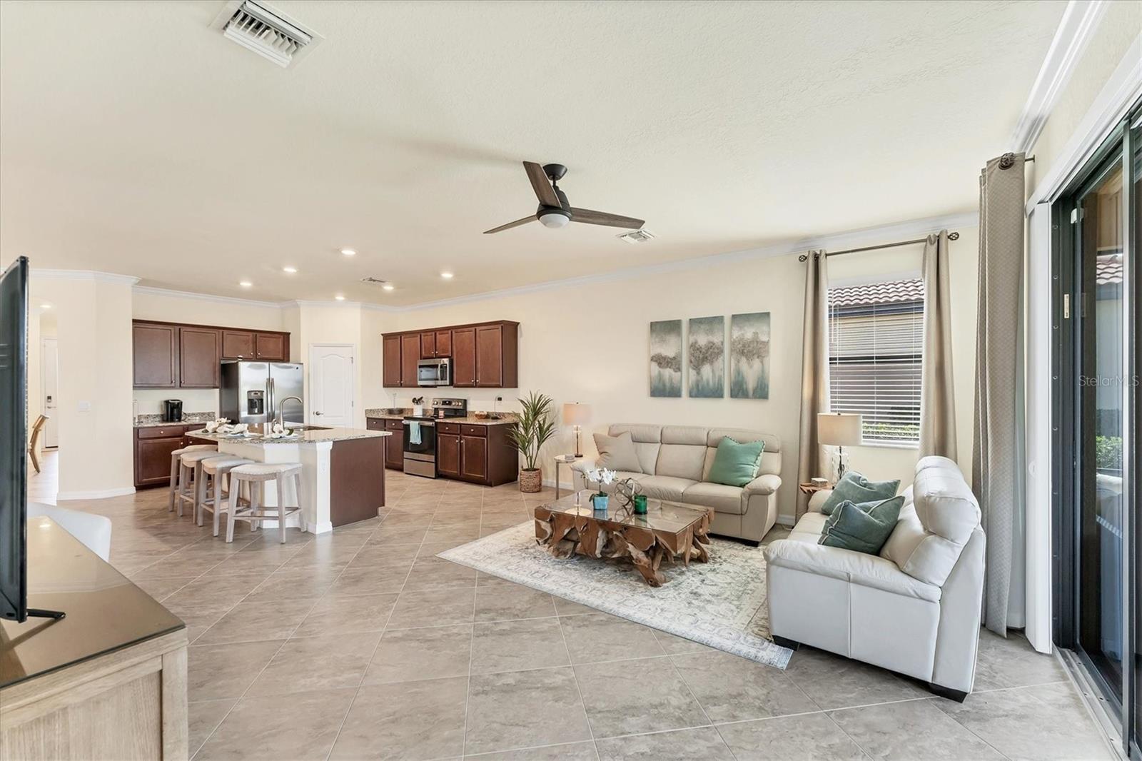 Image 13 of 47 For 10072 Cozy Grove Drive