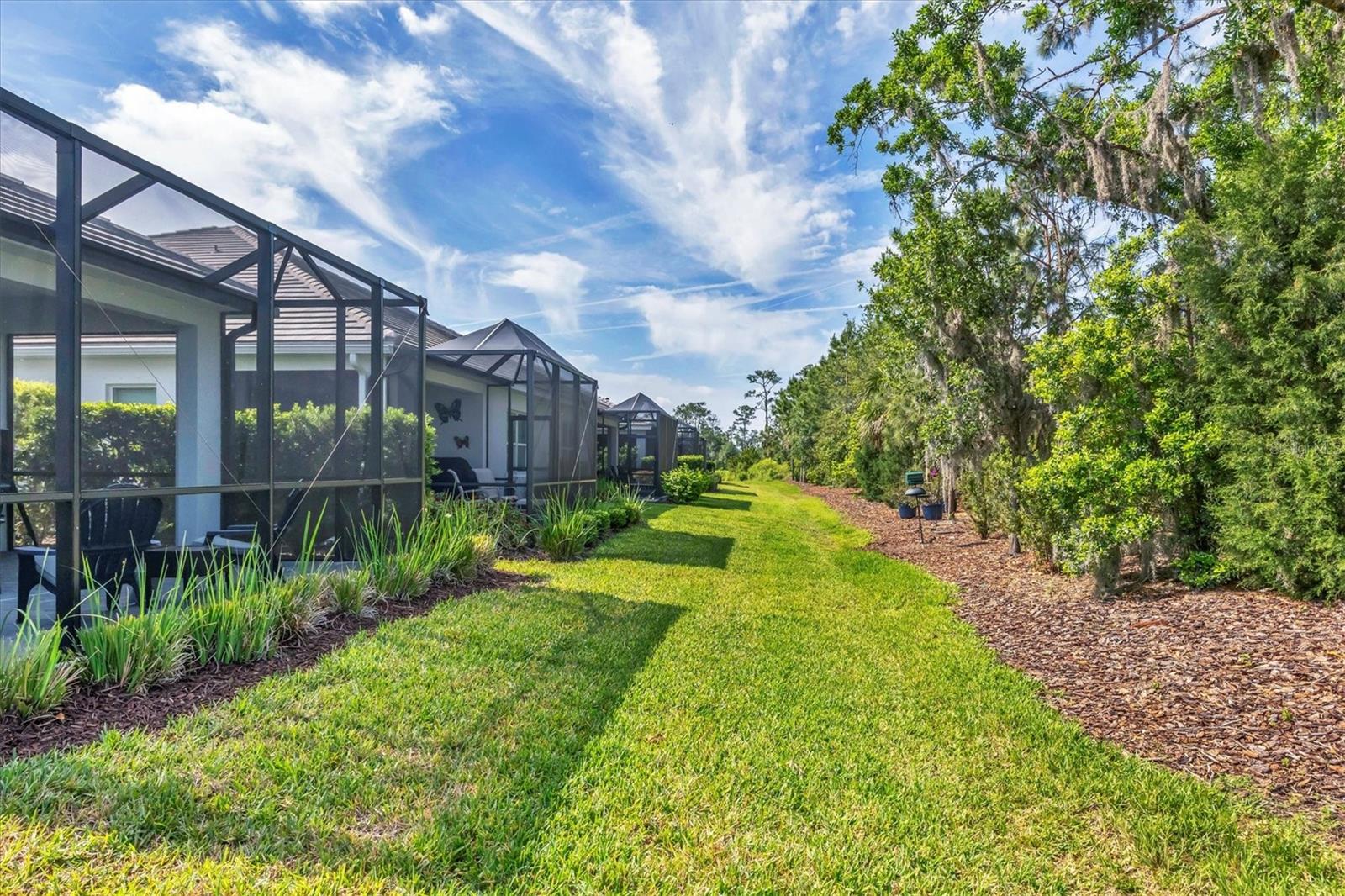 Image 47 of 71 For 2628 Sapphire Blue Lane