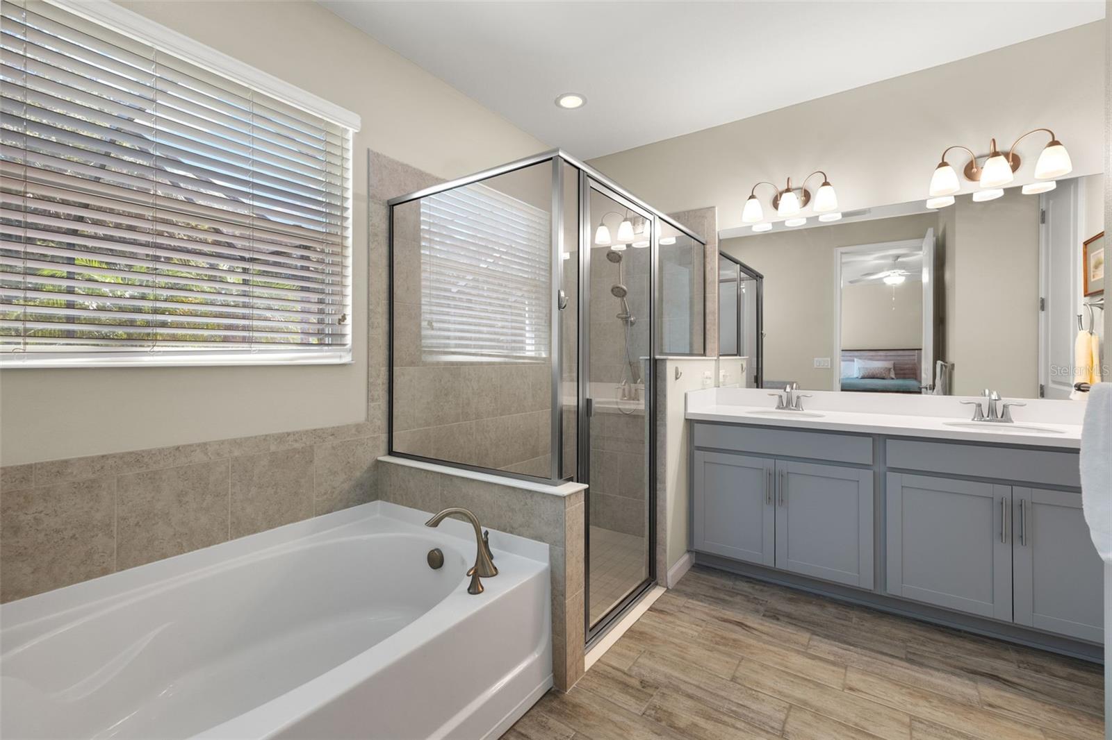 Image 20 of 44 For 11499 Renaissance Boulevard