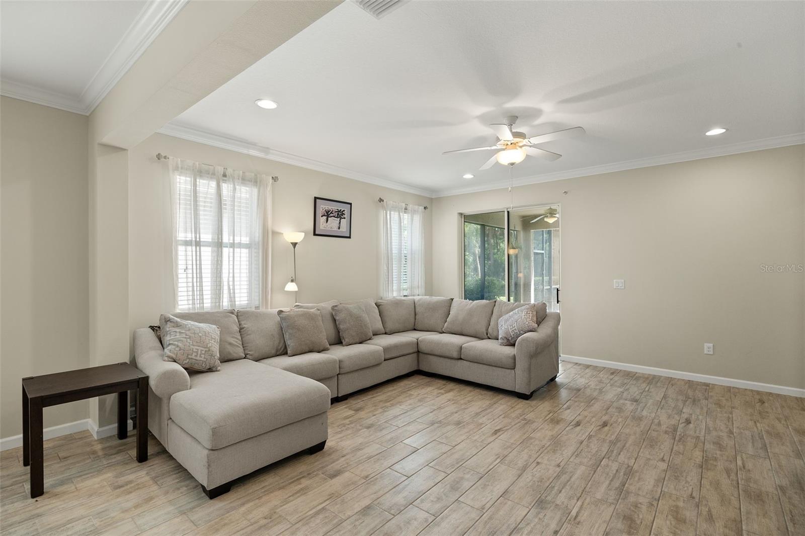 Image 5 of 44 For 11499 Renaissance Boulevard