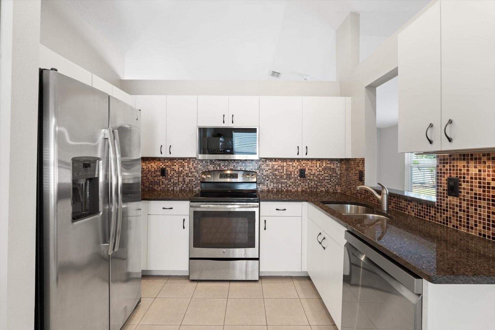 Image 11 of 37 For 3413 5th Drive W