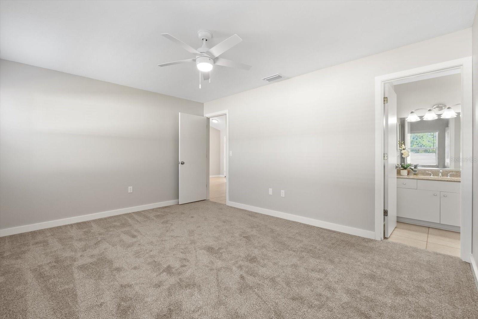 Image 23 of 37 For 3413 5th Drive W