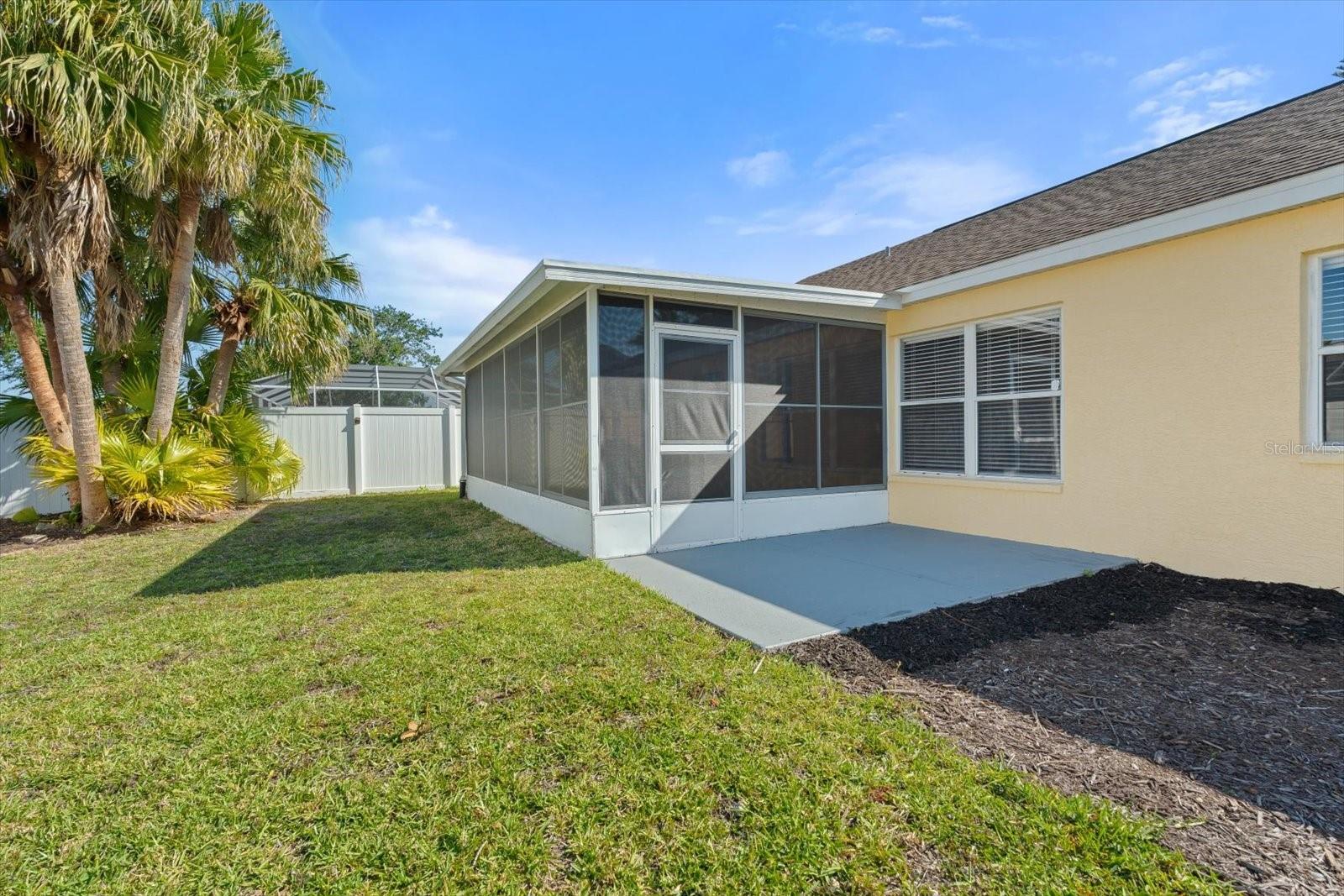 Image 32 of 37 For 3413 5th Drive W