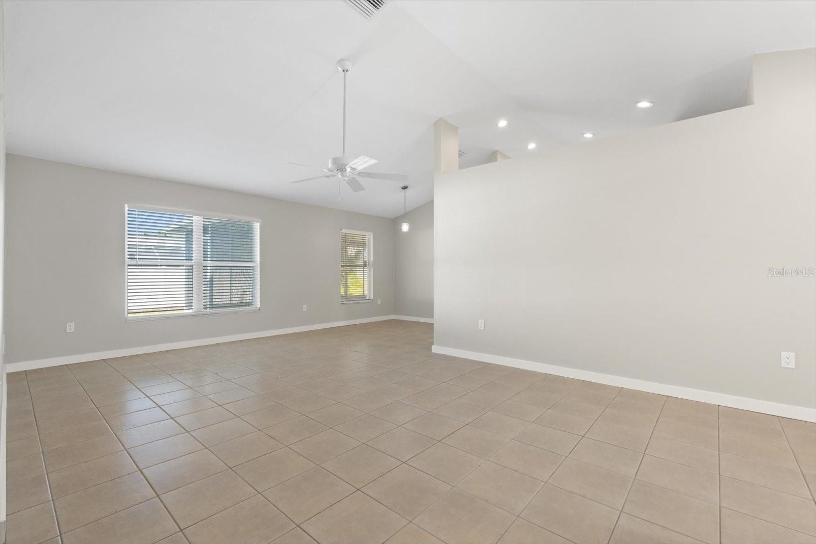 Image 5 of 37 For 3413 5th Drive W