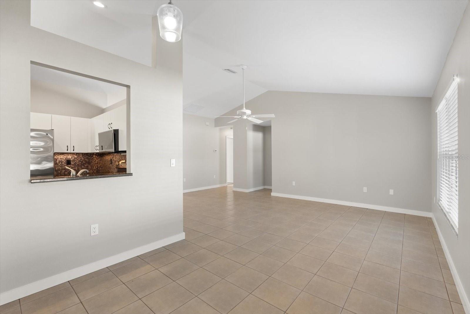 Image 8 of 37 For 3413 5th Drive W
