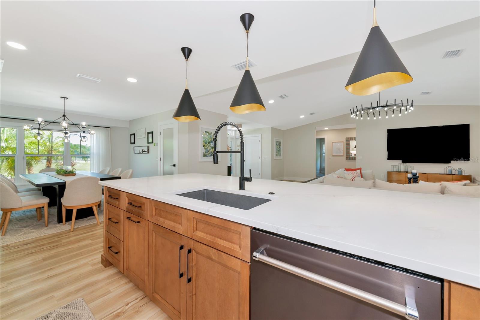 Image 15 of 68 For 1208 Oak Hammock Road