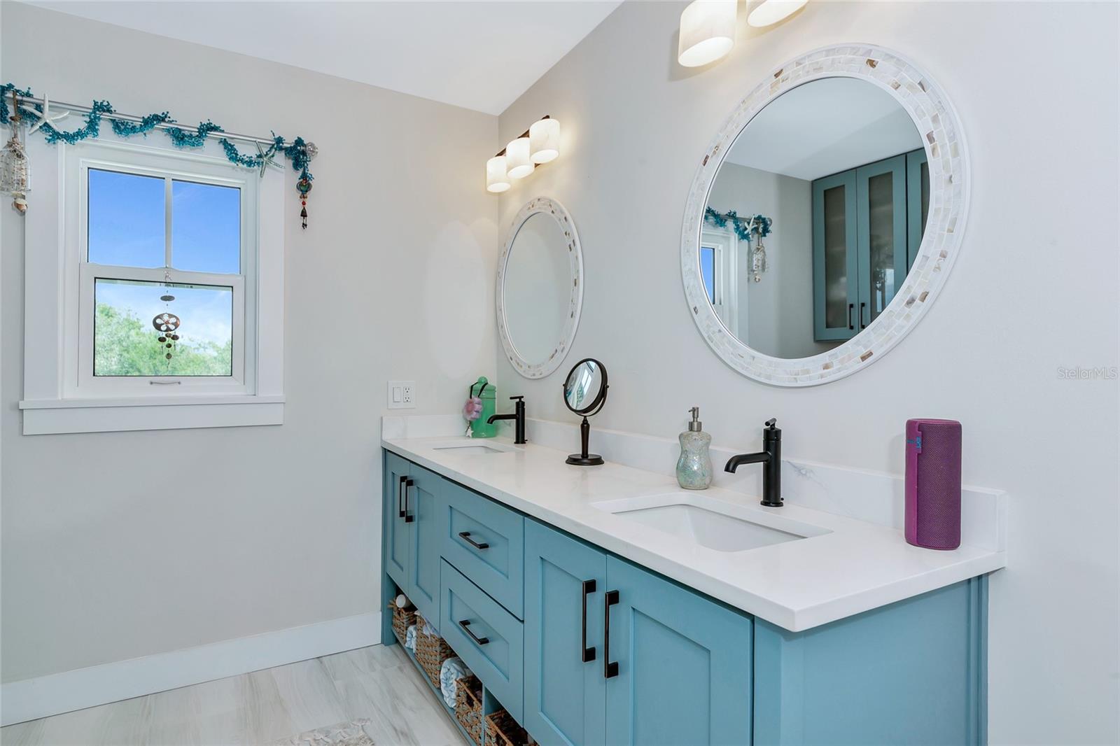 Image 41 of 68 For 1208 Oak Hammock Road
