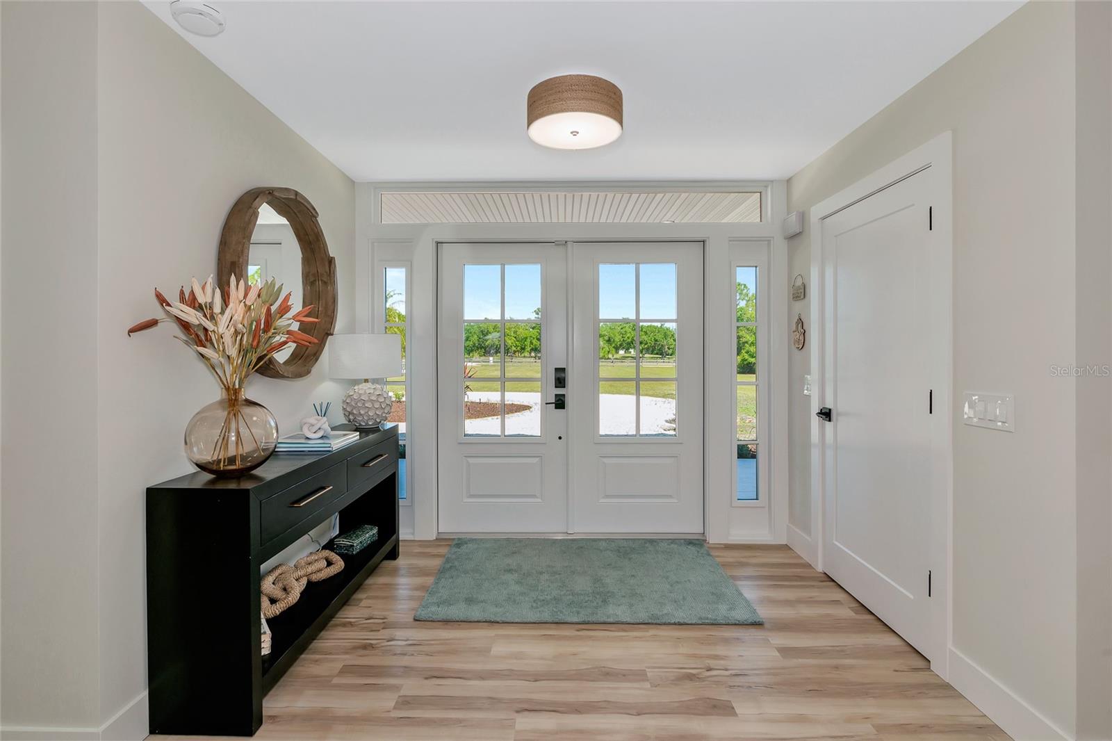 Image 5 of 68 For 1208 Oak Hammock Road