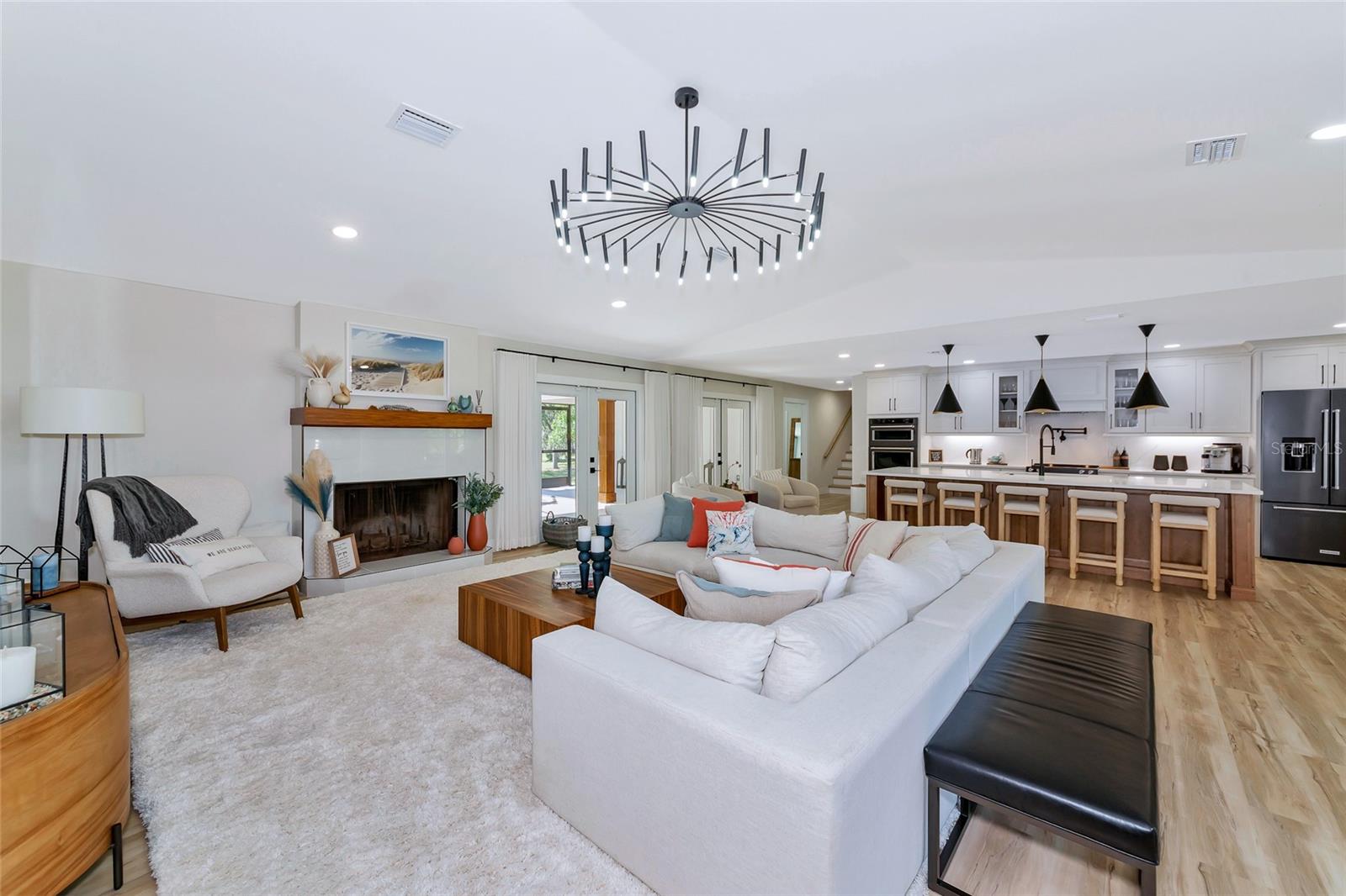 Image 7 of 68 For 1208 Oak Hammock Road