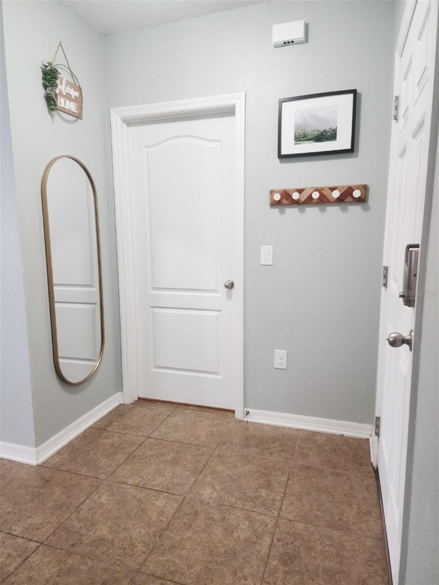 Image 3 of 29 For 1107 22nd Street E