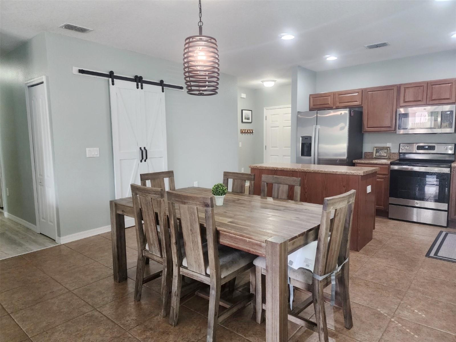 Image 6 of 29 For 1107 22nd Street E