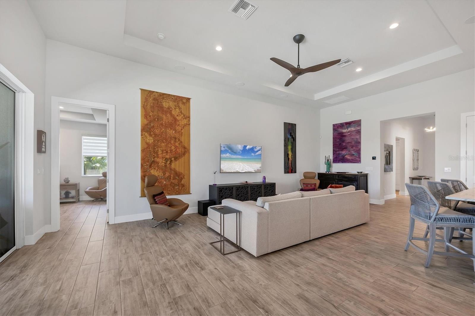 Image 10 of 64 For 17675 Azul Drive