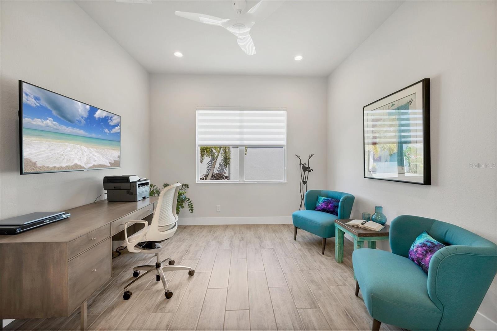 Image 17 of 64 For 17675 Azul Drive
