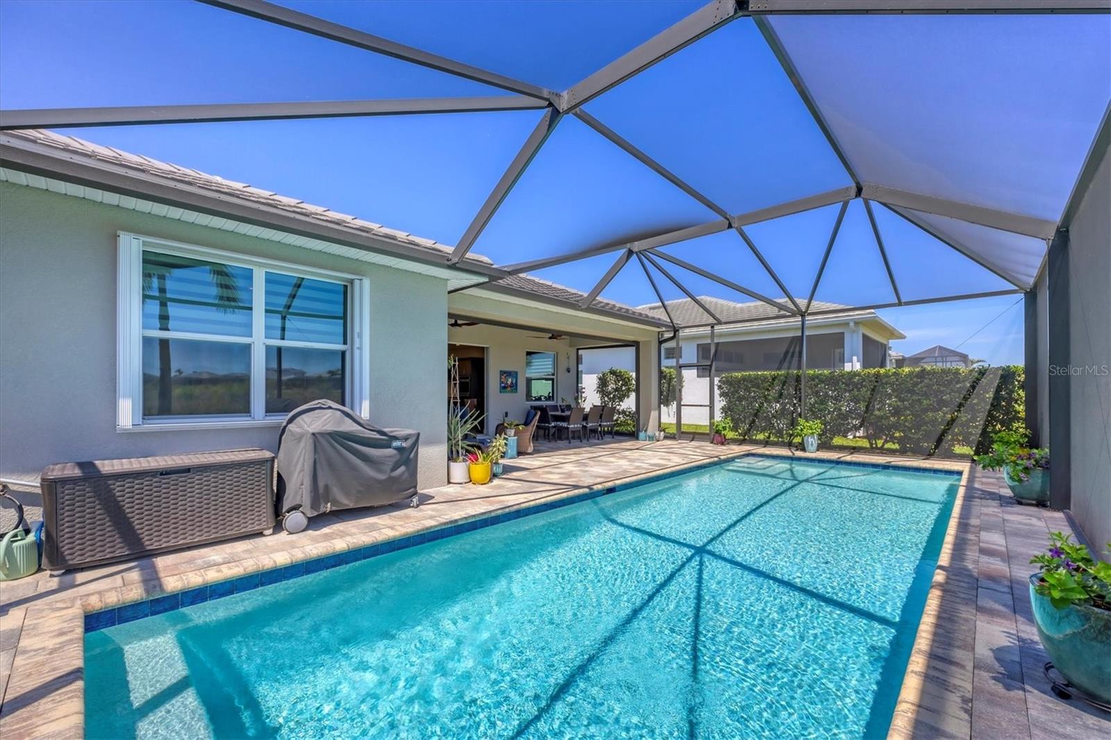 Image 33 of 64 For 17675 Azul Drive