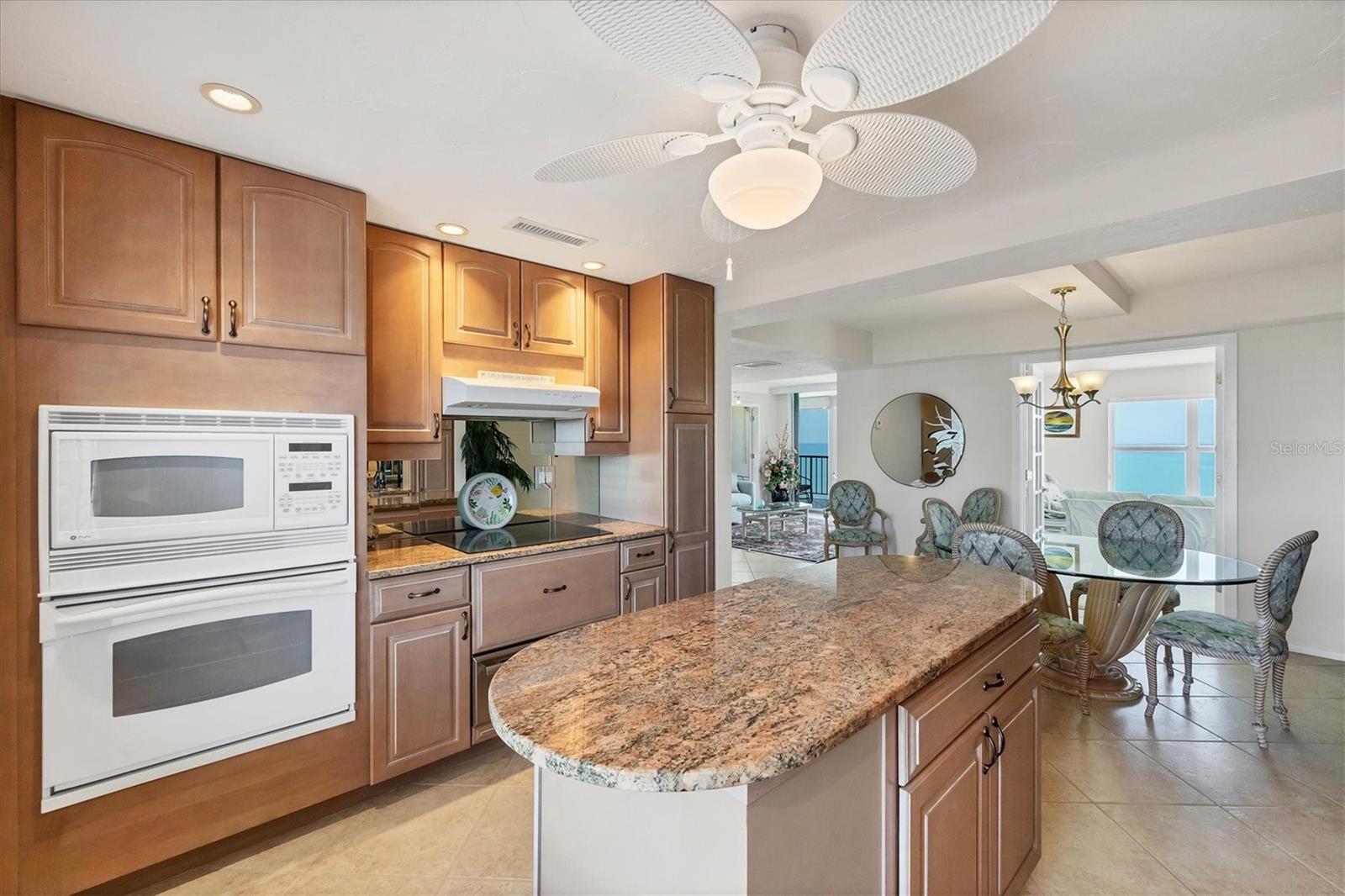 Image 14 of 60 For 4401 Gulf Of Mexico Drive 907