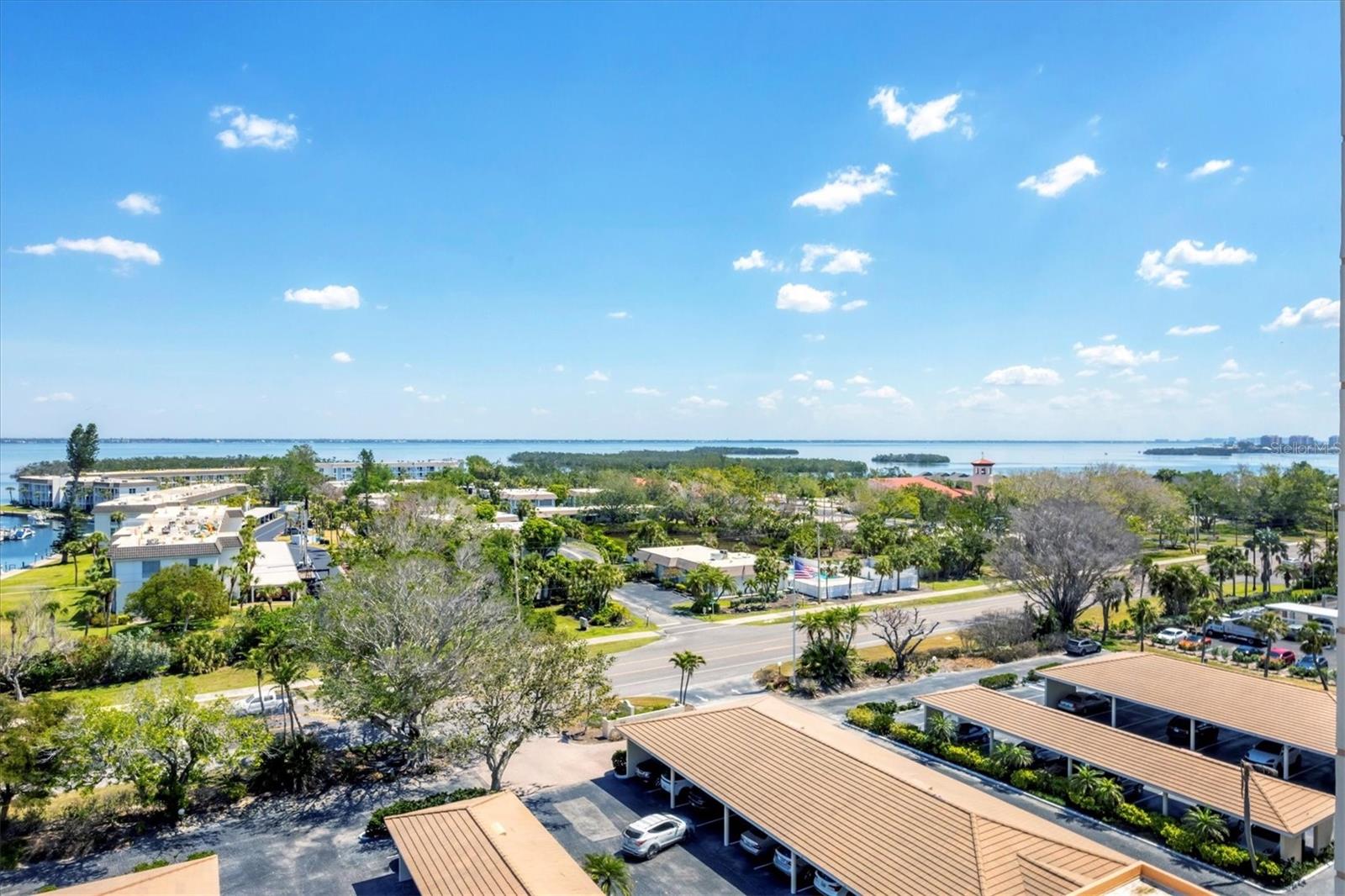 Image 43 of 60 For 4401 Gulf Of Mexico Drive 907