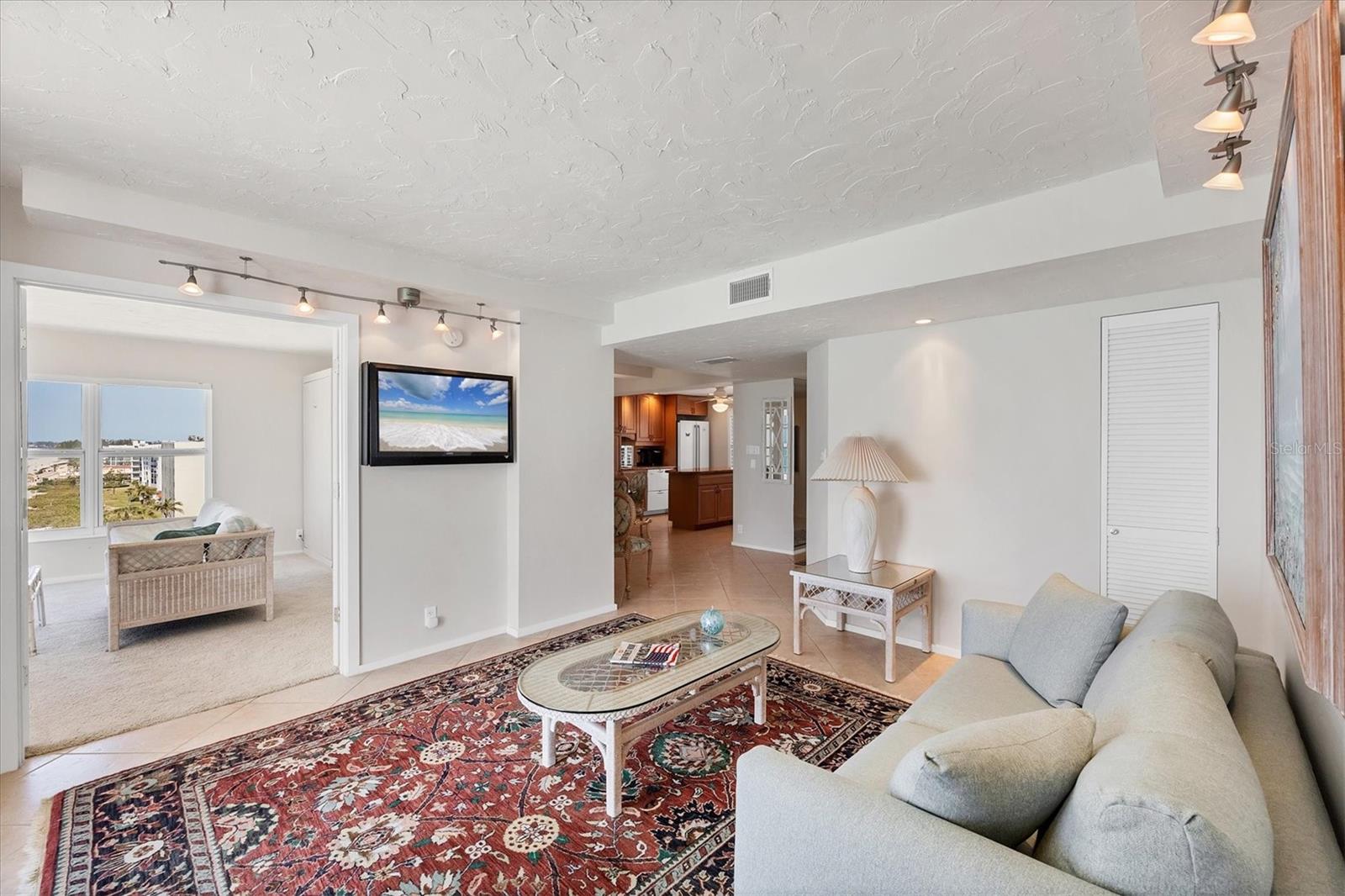 Image 8 of 60 For 4401 Gulf Of Mexico Drive 907