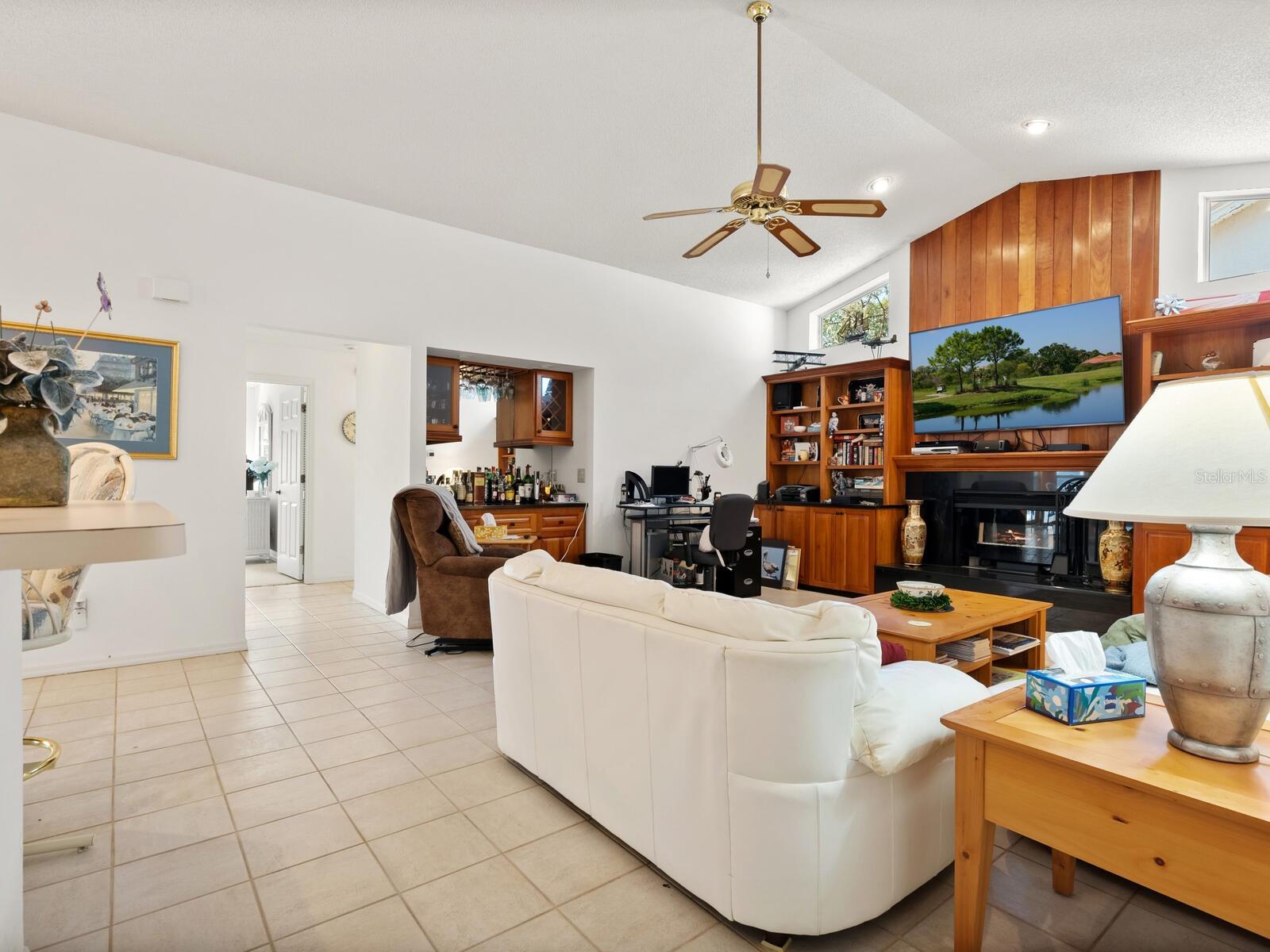 Image 14 of 60 For 3786 Surrey Lane