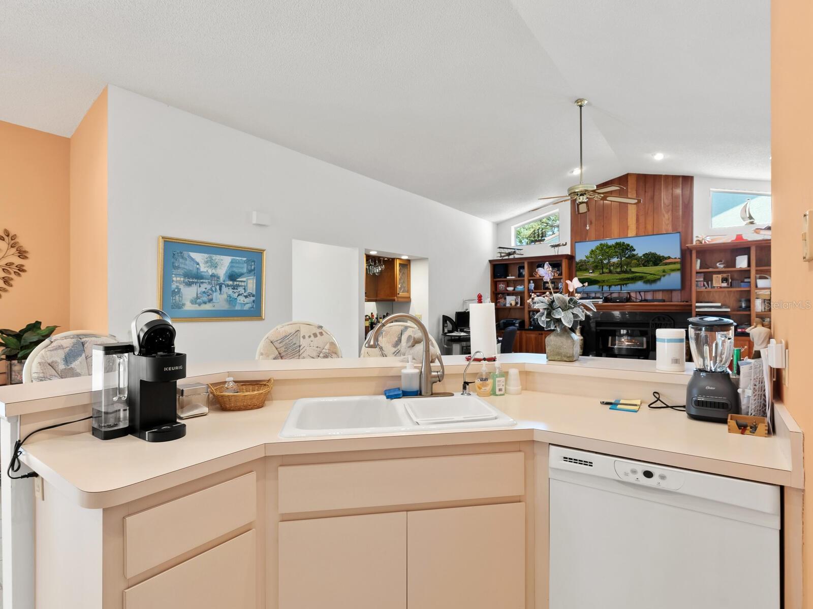 Image 23 of 60 For 3786 Surrey Lane