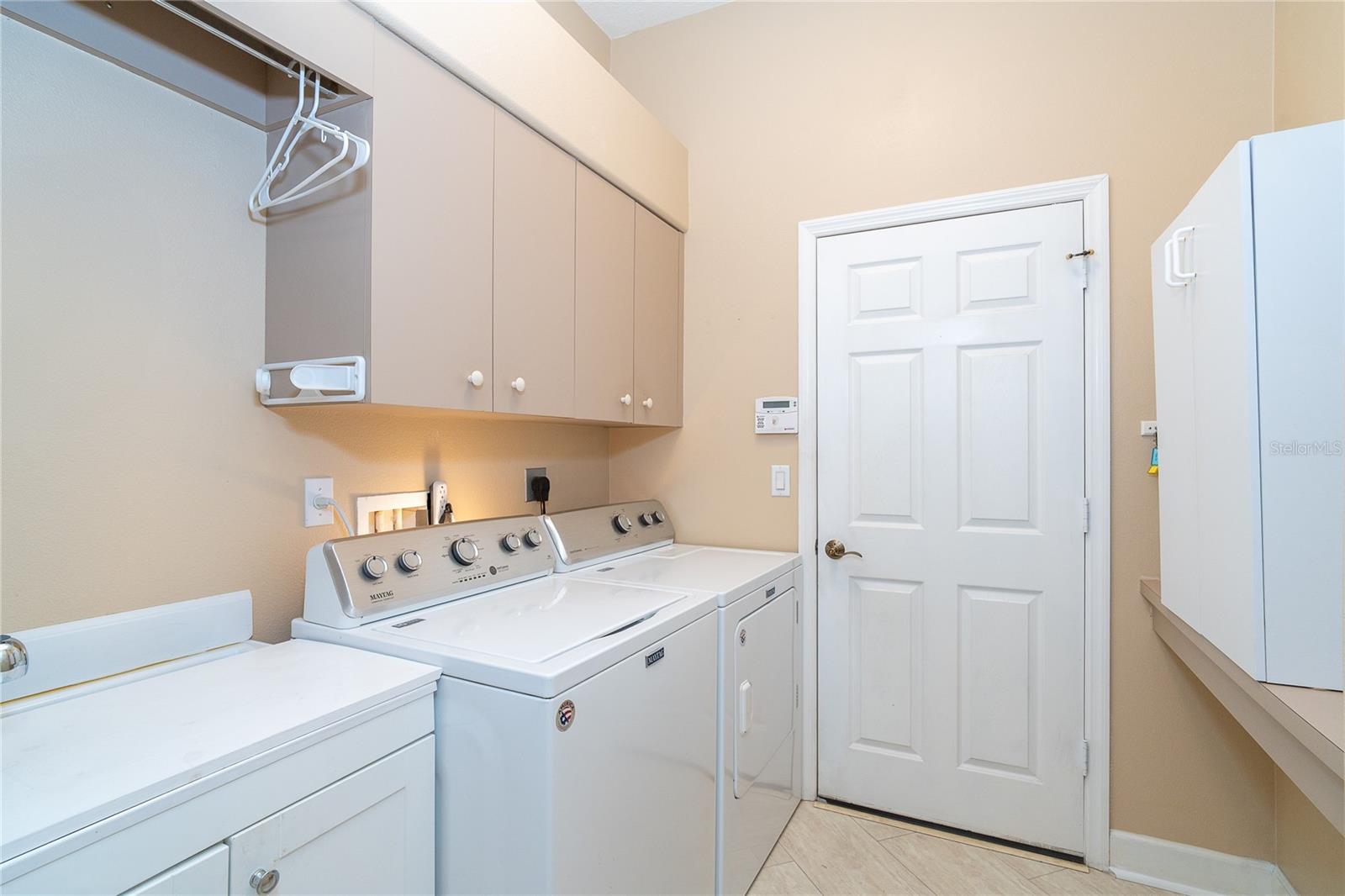 Image 42 of 51 For 108 Amora Avenue