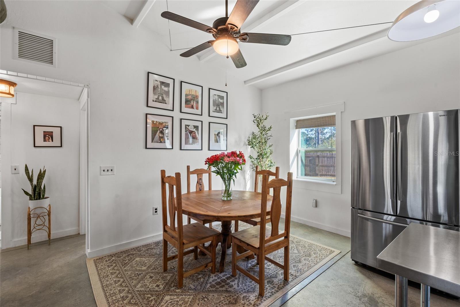 Image 11 of 59 For 29527 Maris Drive