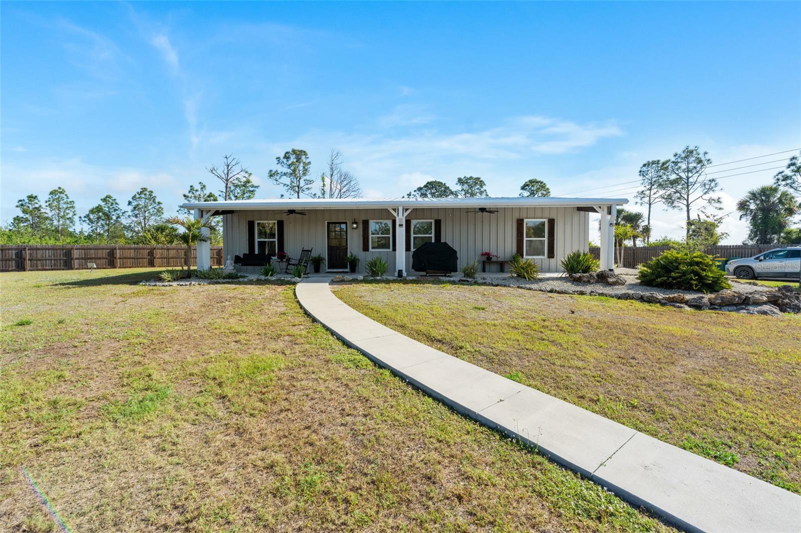 Image 37 of 59 For 29527 Maris Drive