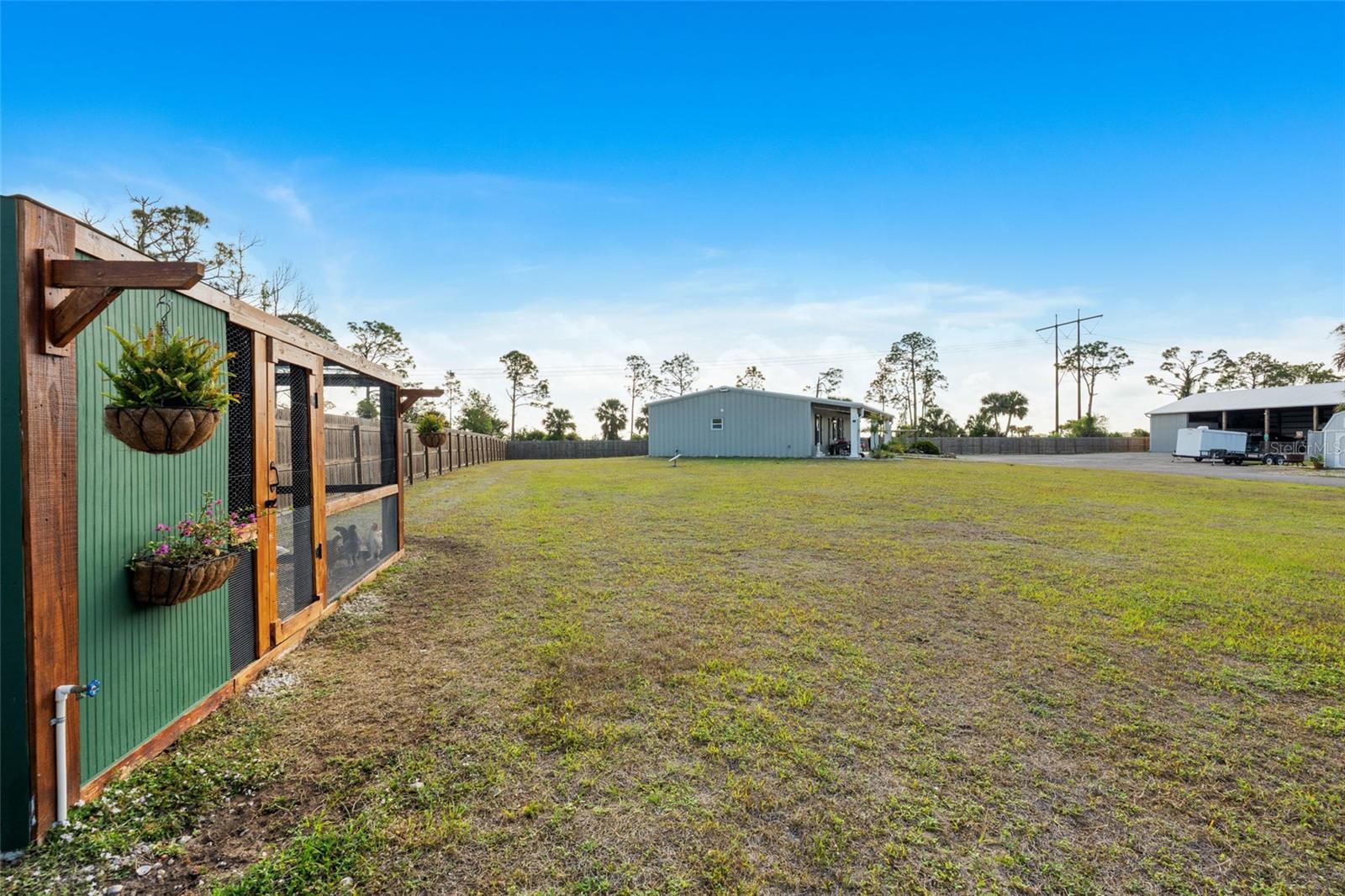 Image 46 of 59 For 29527 Maris Drive