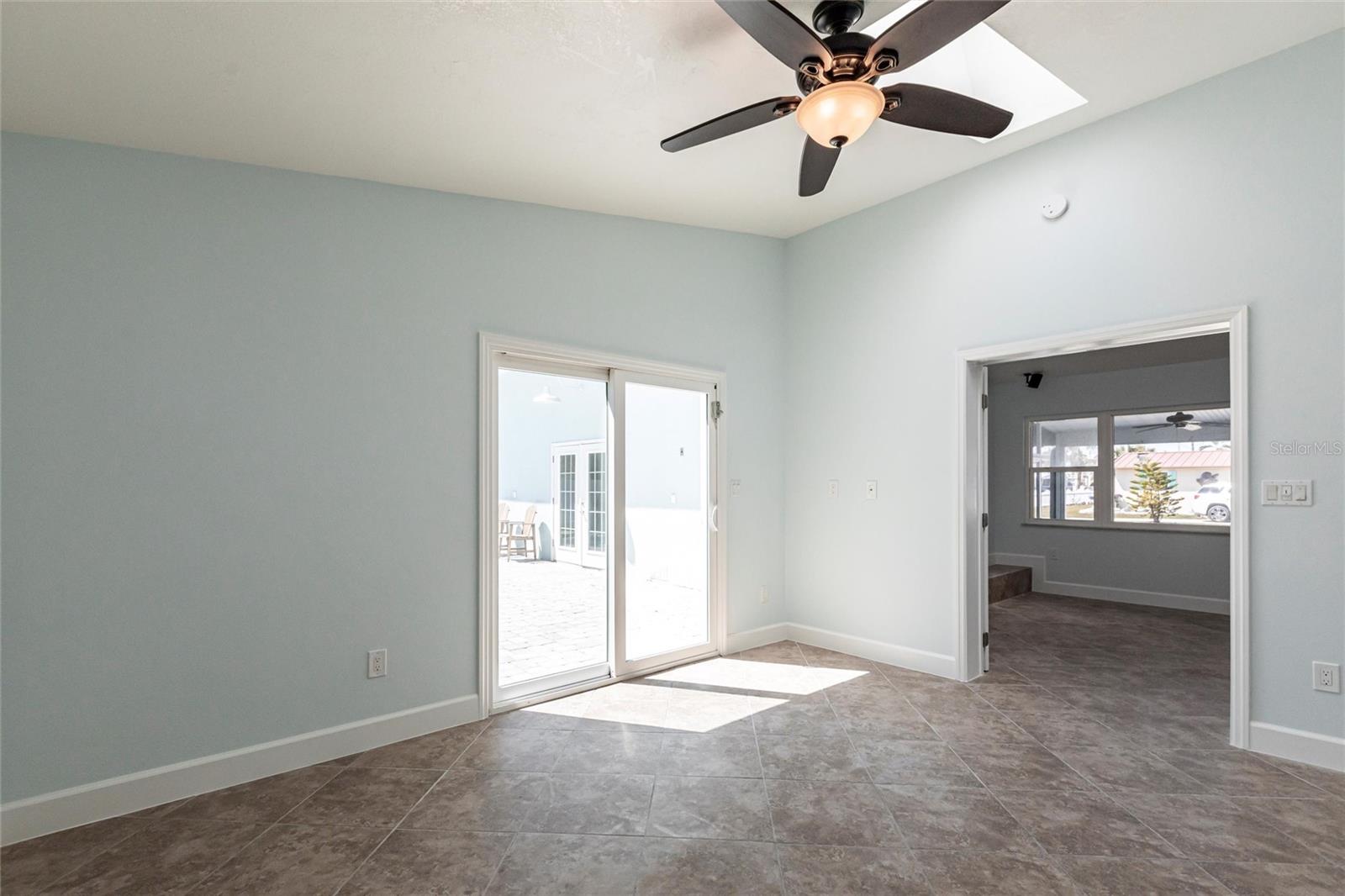 Image 13 of 26 For 2703 Avenue B