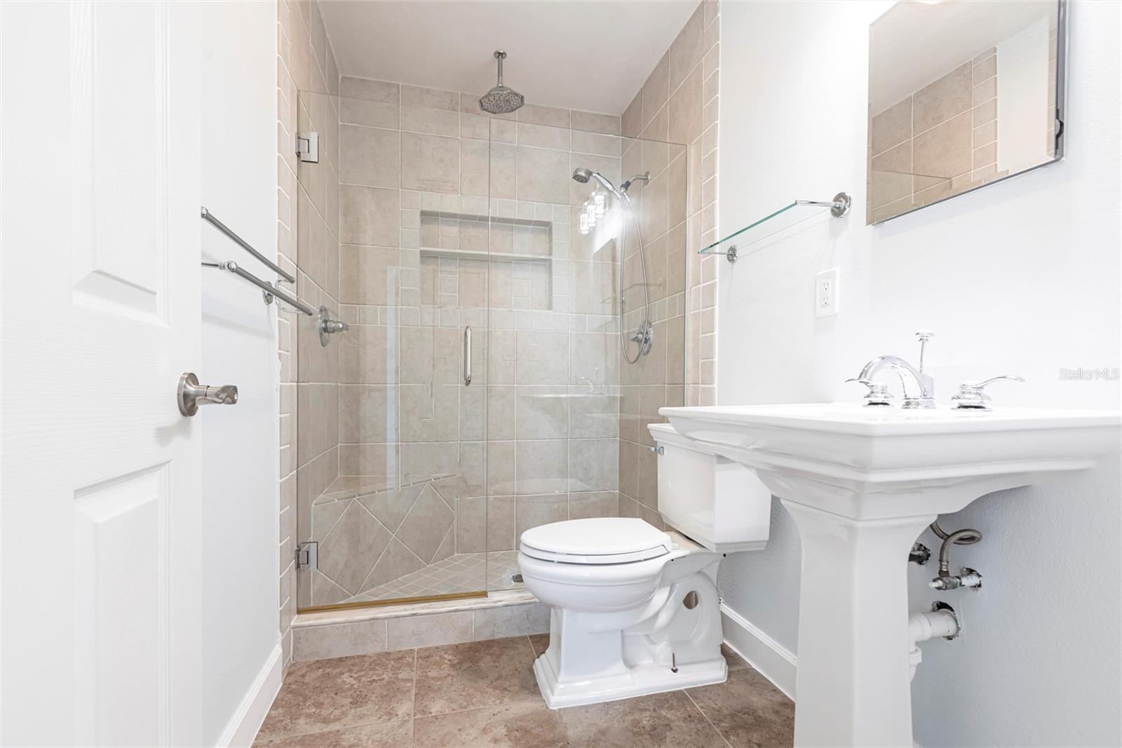 Image 21 of 26 For 2703 Avenue B