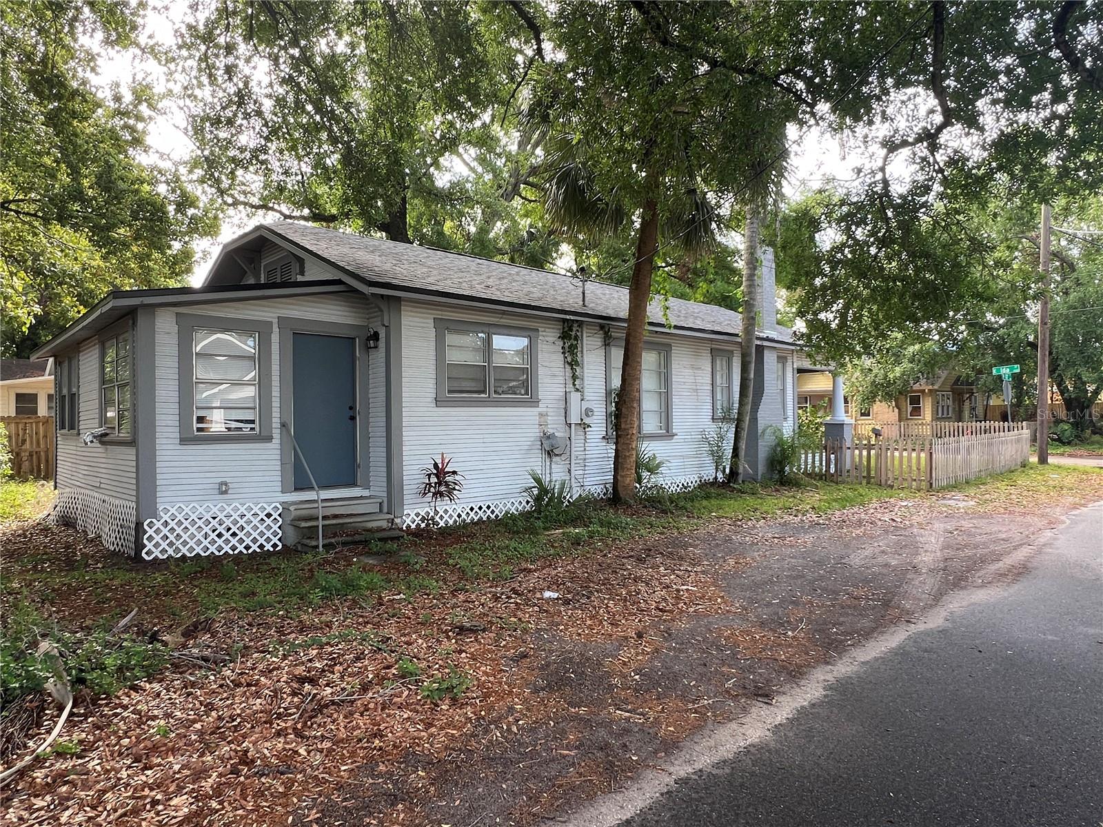 Image 3 of 10 For 1002 Ida Street