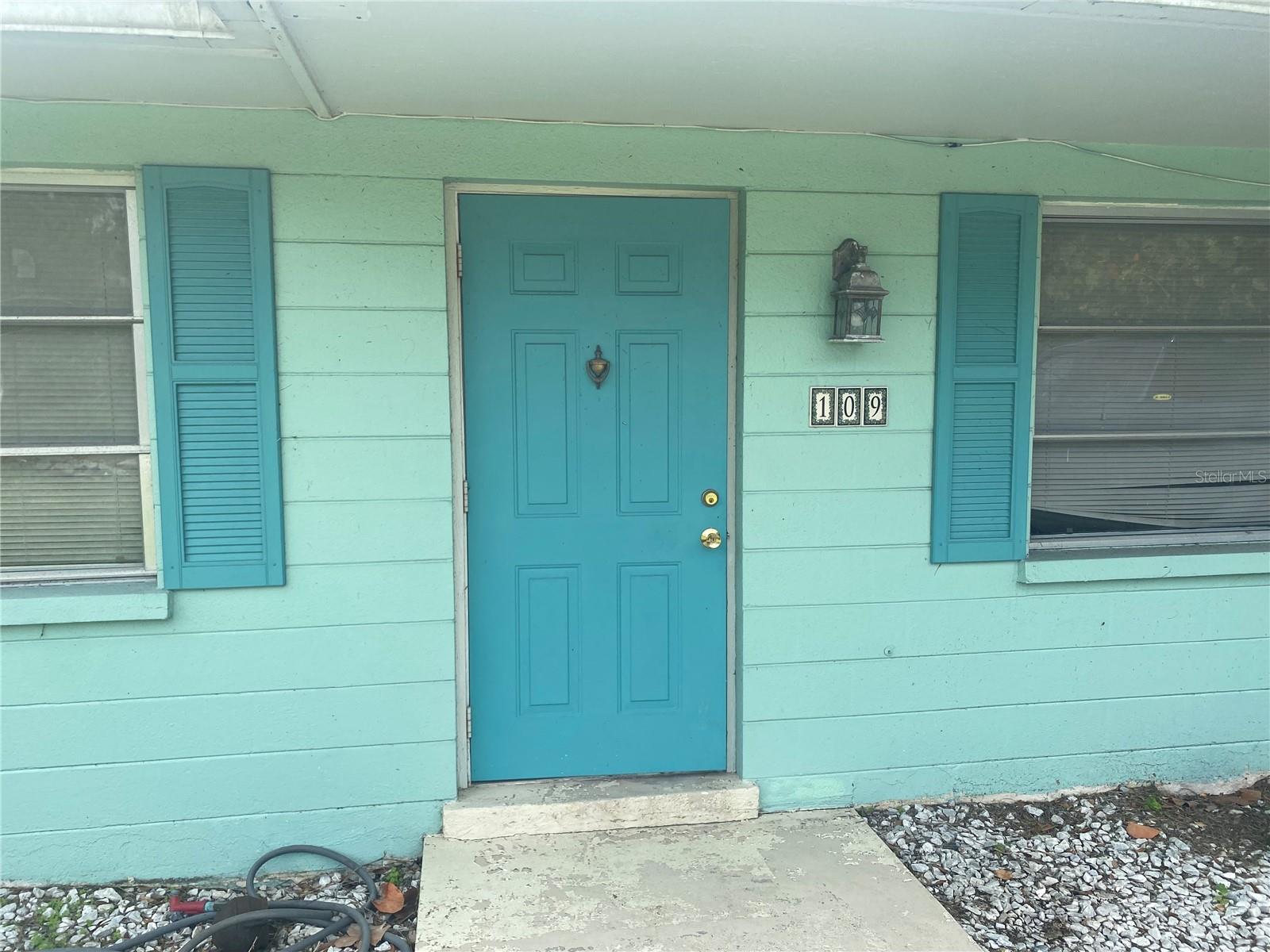 Details for 109 Colonia Lane E, NOKOMIS, FL 34275