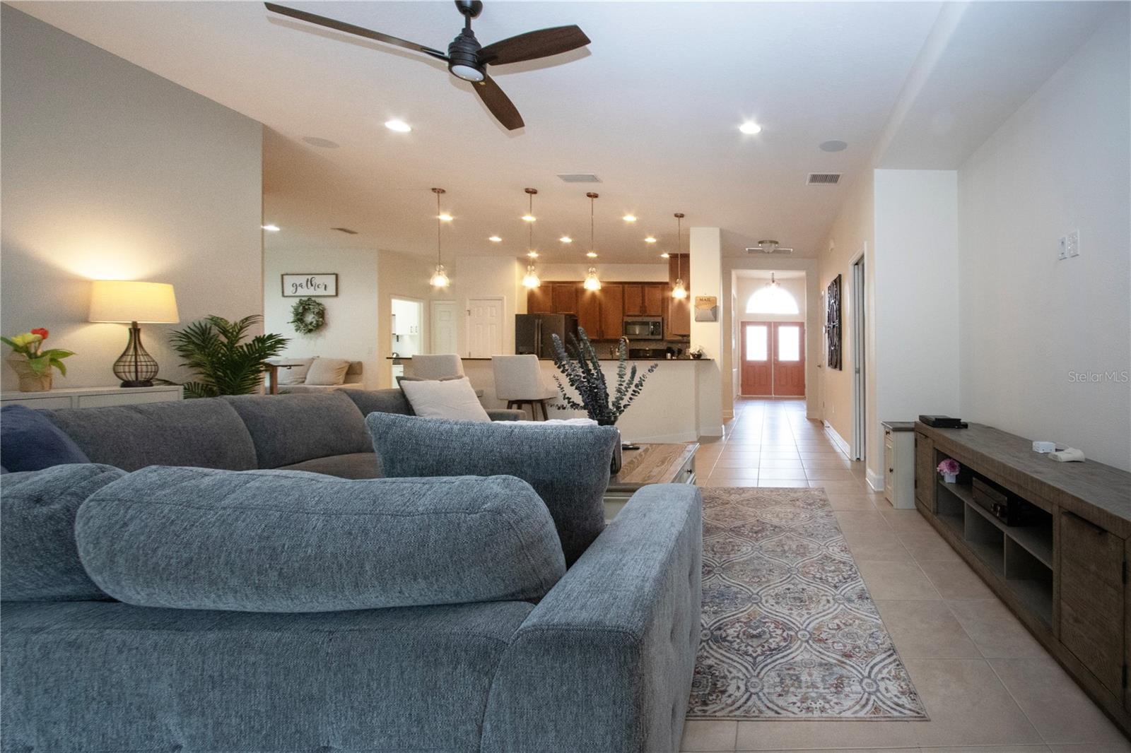 Image 20 of 81 For 12841 Balsam Terrace