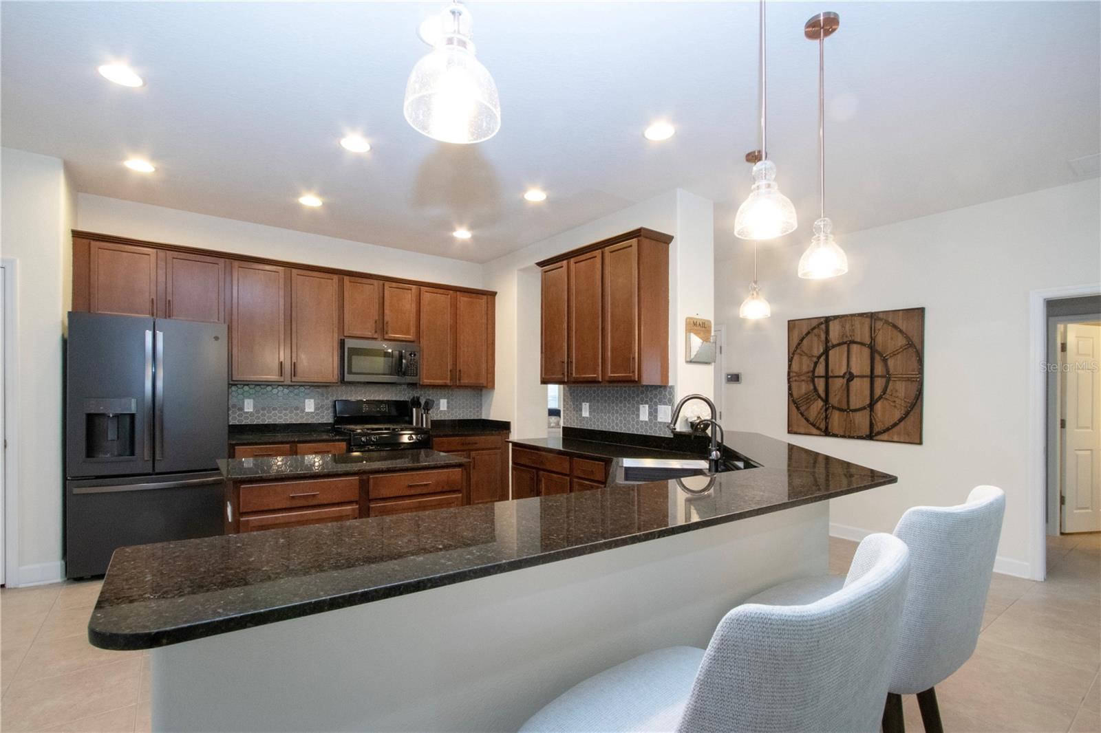 Image 23 of 81 For 12841 Balsam Terrace