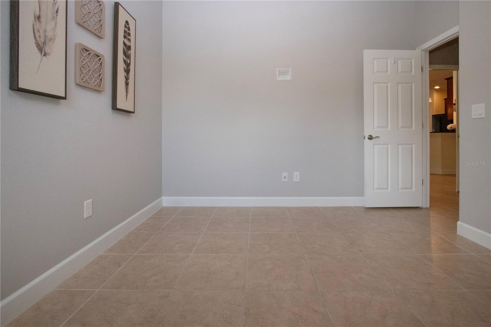 Image 42 of 81 For 12841 Balsam Terrace