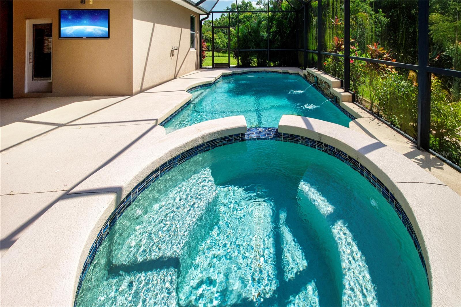 Image 57 of 81 For 12841 Balsam Terrace