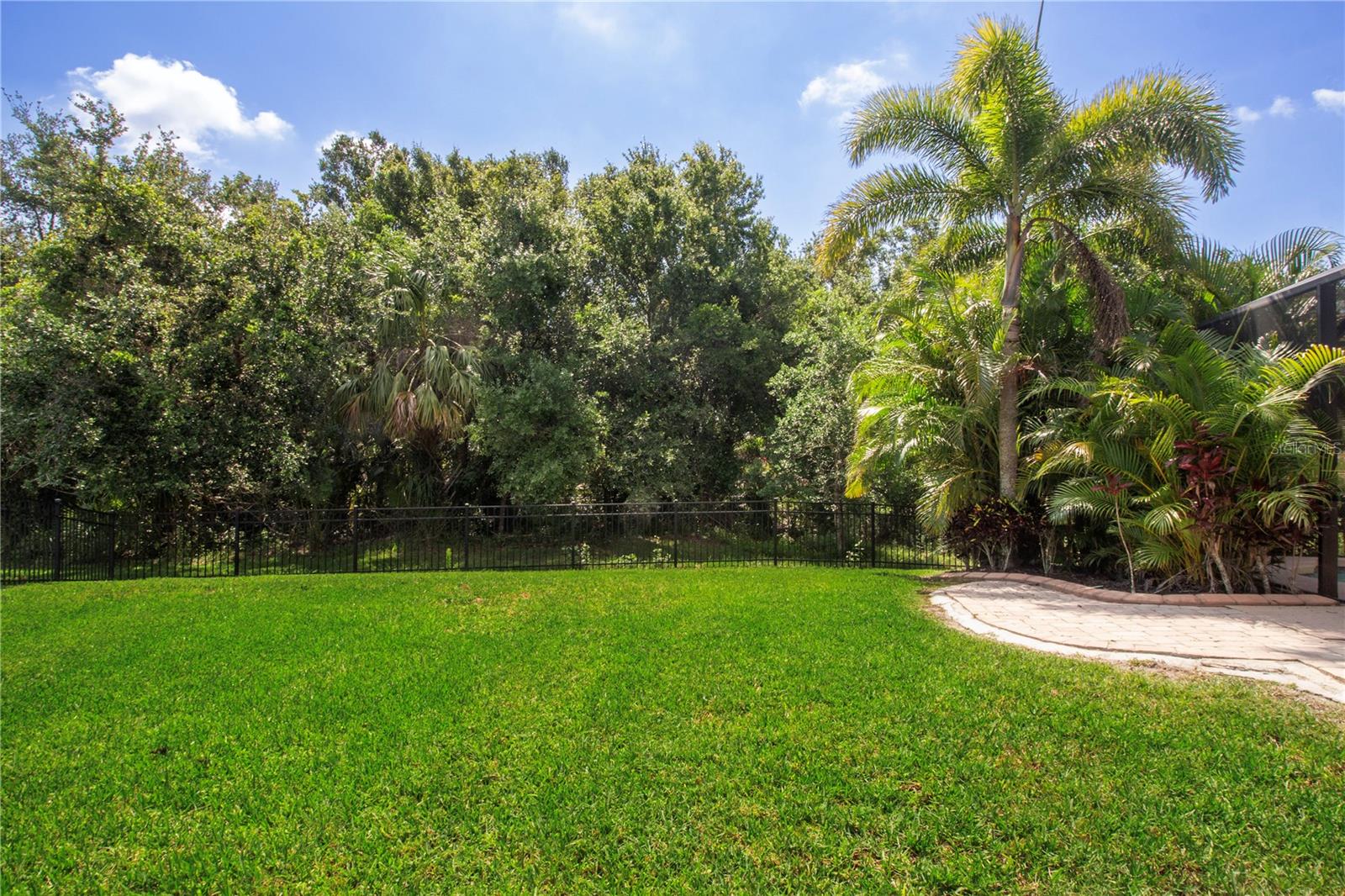 Image 59 of 81 For 12841 Balsam Terrace