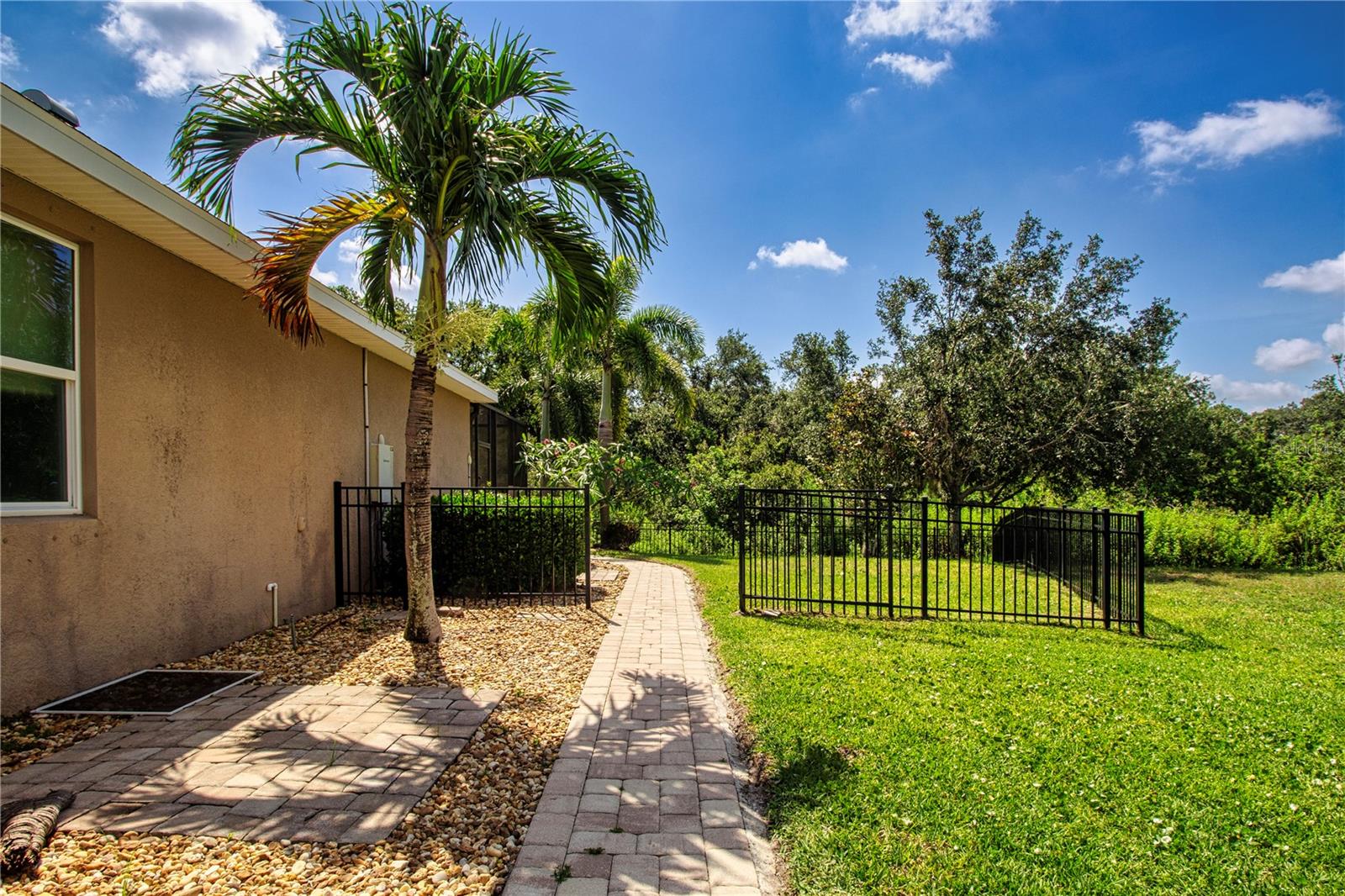 Image 60 of 81 For 12841 Balsam Terrace