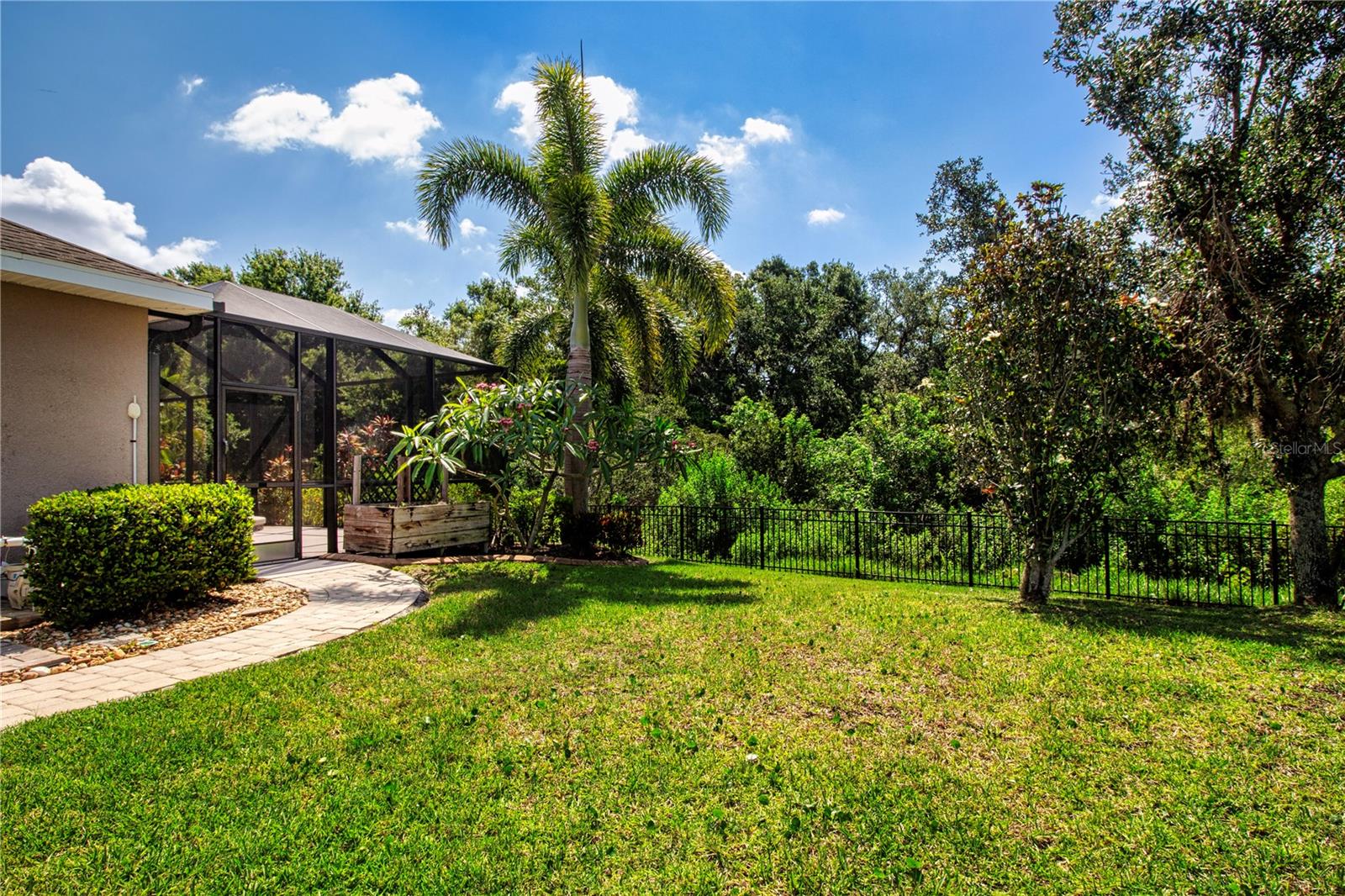 Image 61 of 81 For 12841 Balsam Terrace