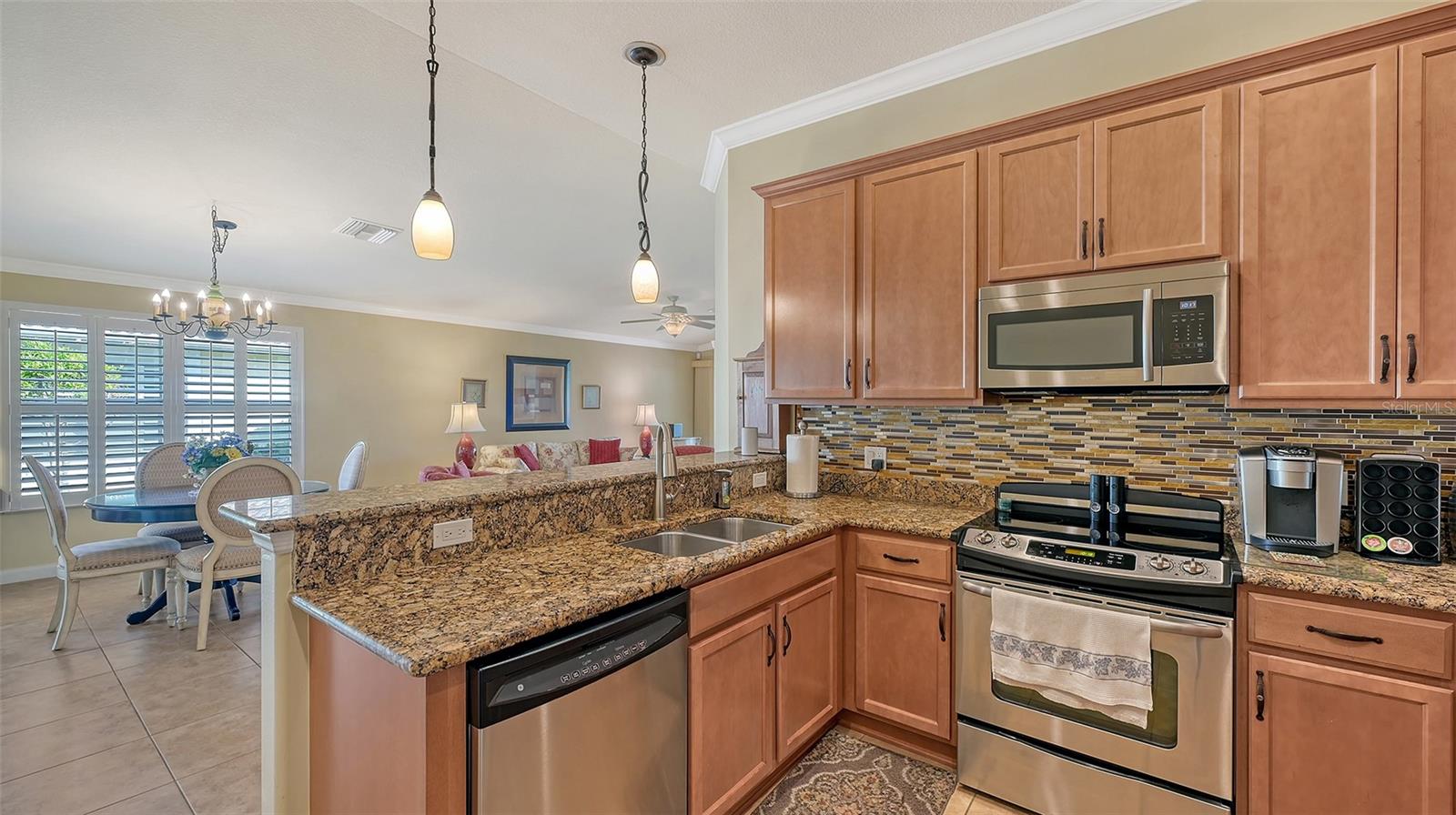 Image 14 of 43 For 5934 Guarino Drive