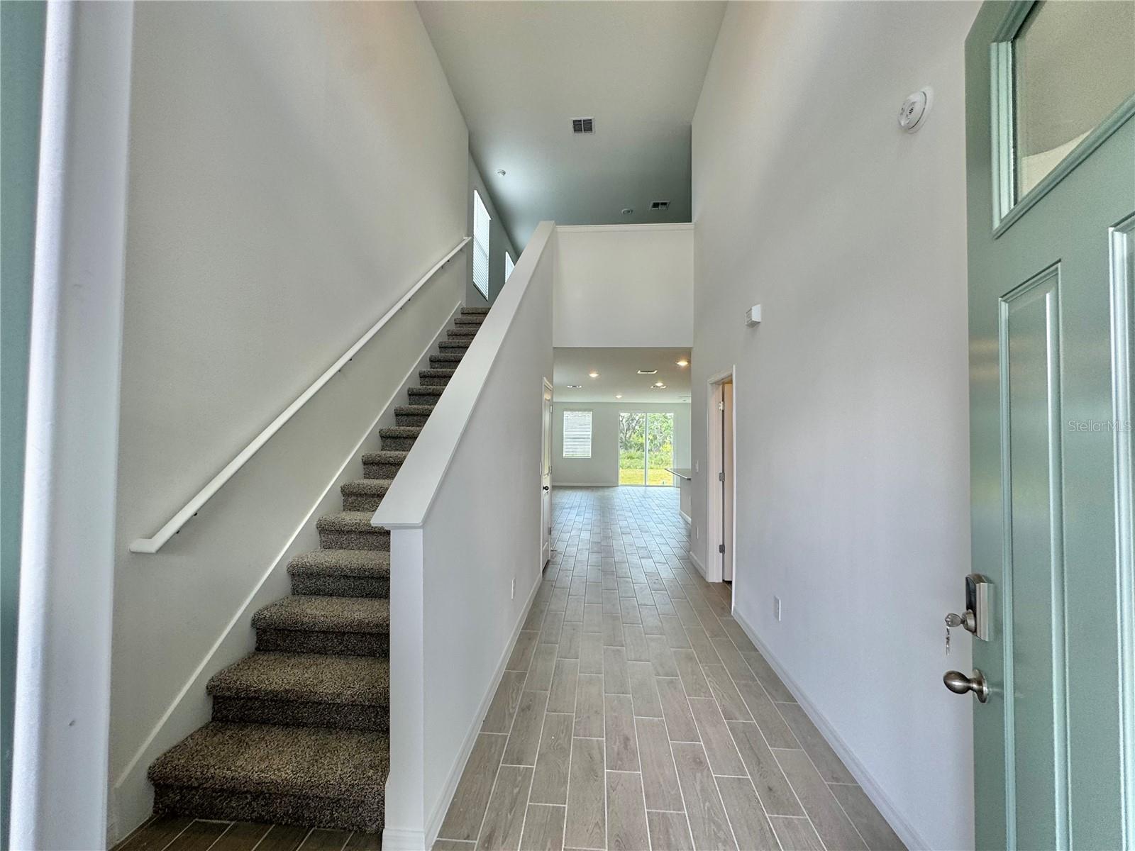 Image 6 of 66 For 14057 Crutchfield Court