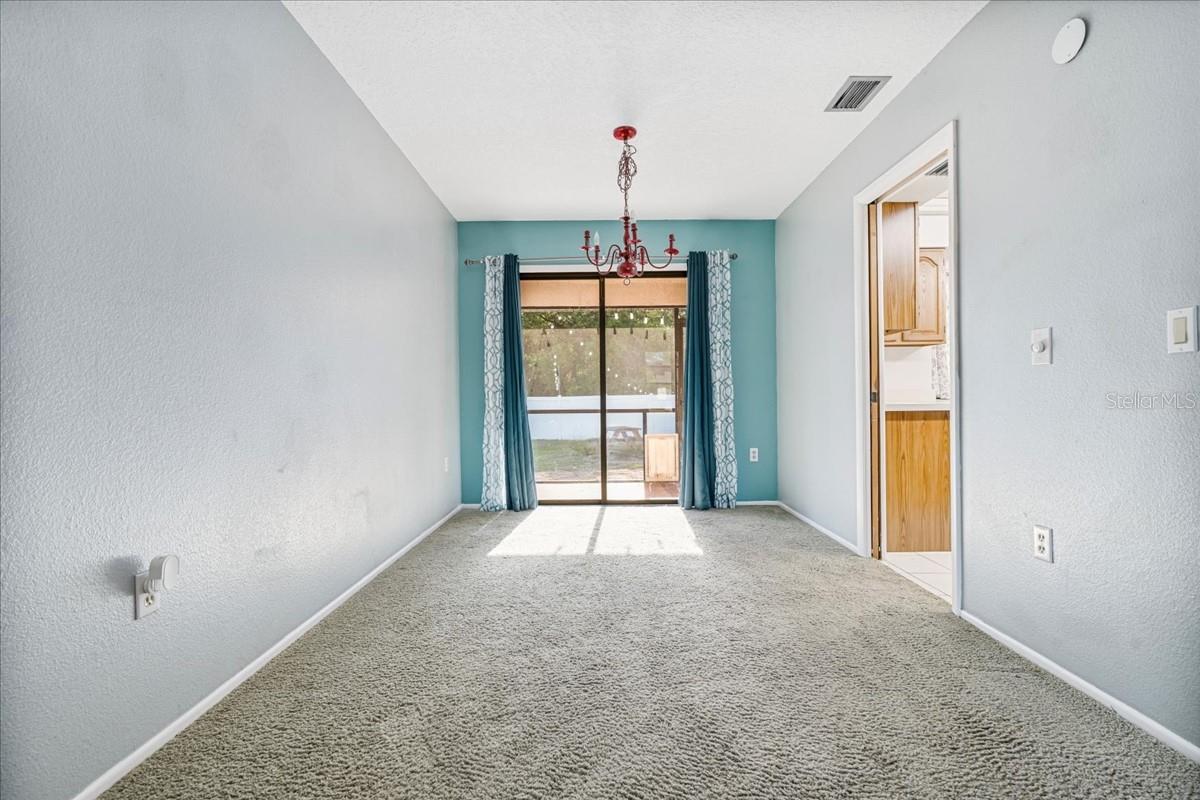 Image 22 of 37 For 2272 Palomar Street